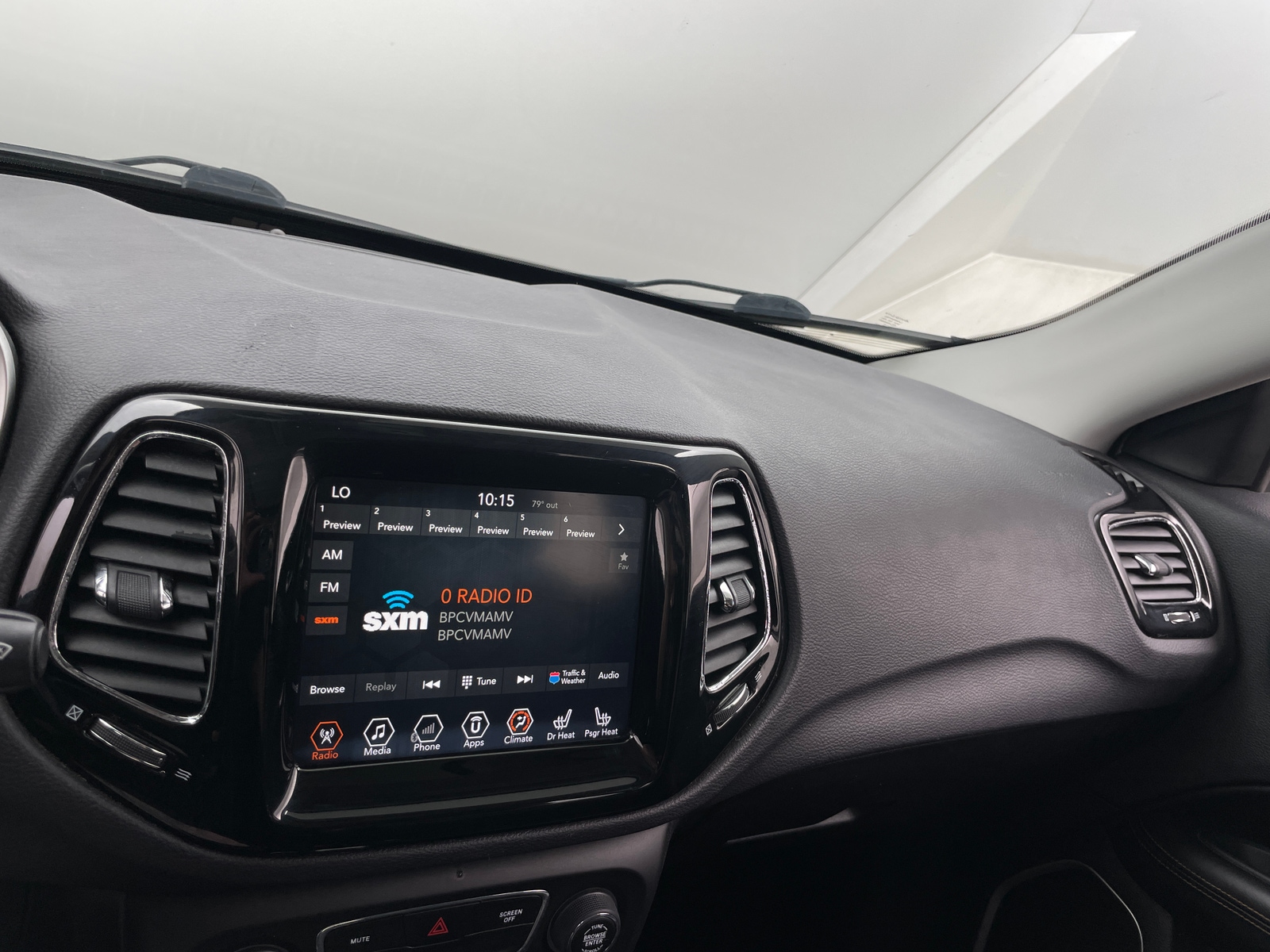 Thumbnail: 2018 Jeep Compass - 3
