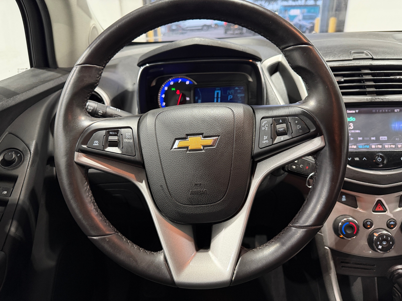 Thumbnail: 2016 Chevrolet Trax - 4