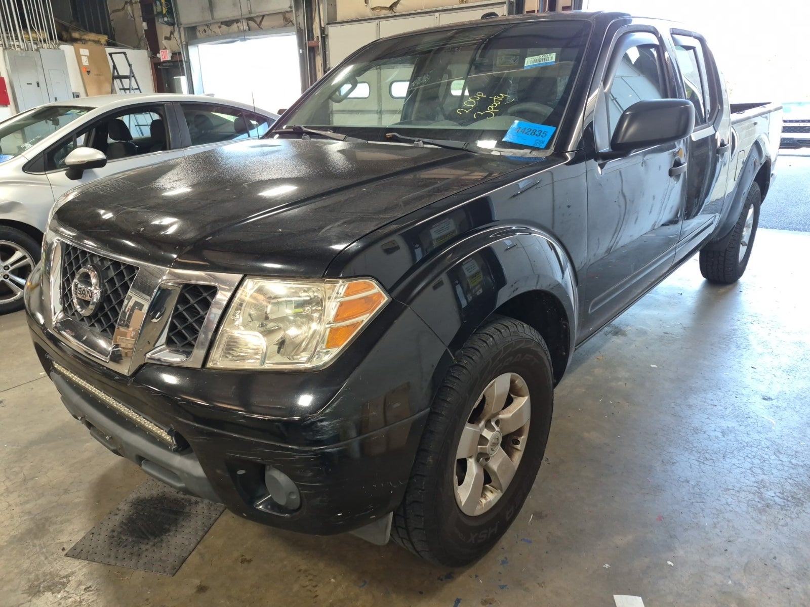 2013 Nissan Frontier 4WD Crew Cab LWB Auto SV