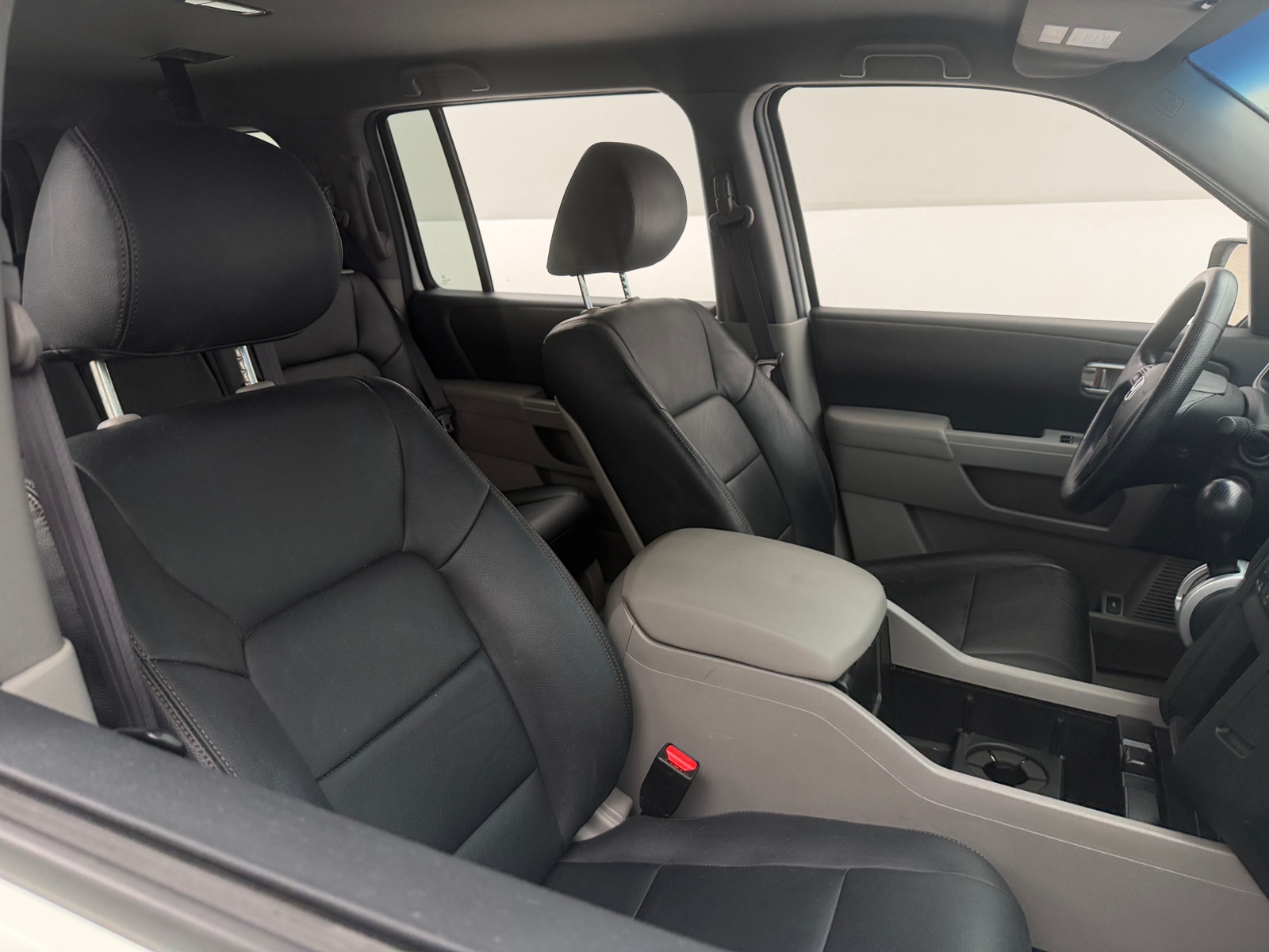Thumbnail: 2011 Honda Pilot - 2