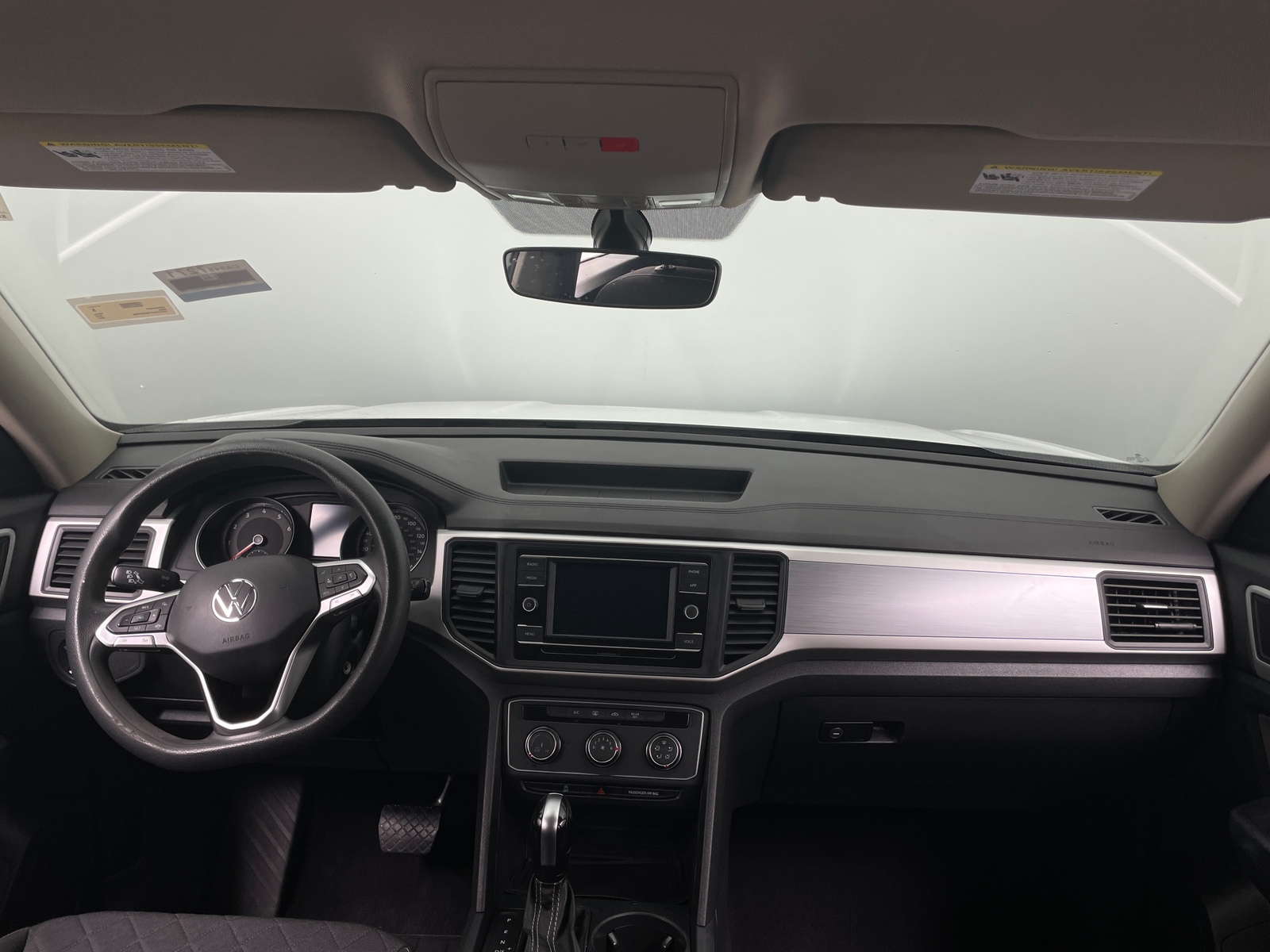 Thumbnail: 2021 Volkswagen Atlas - 3
