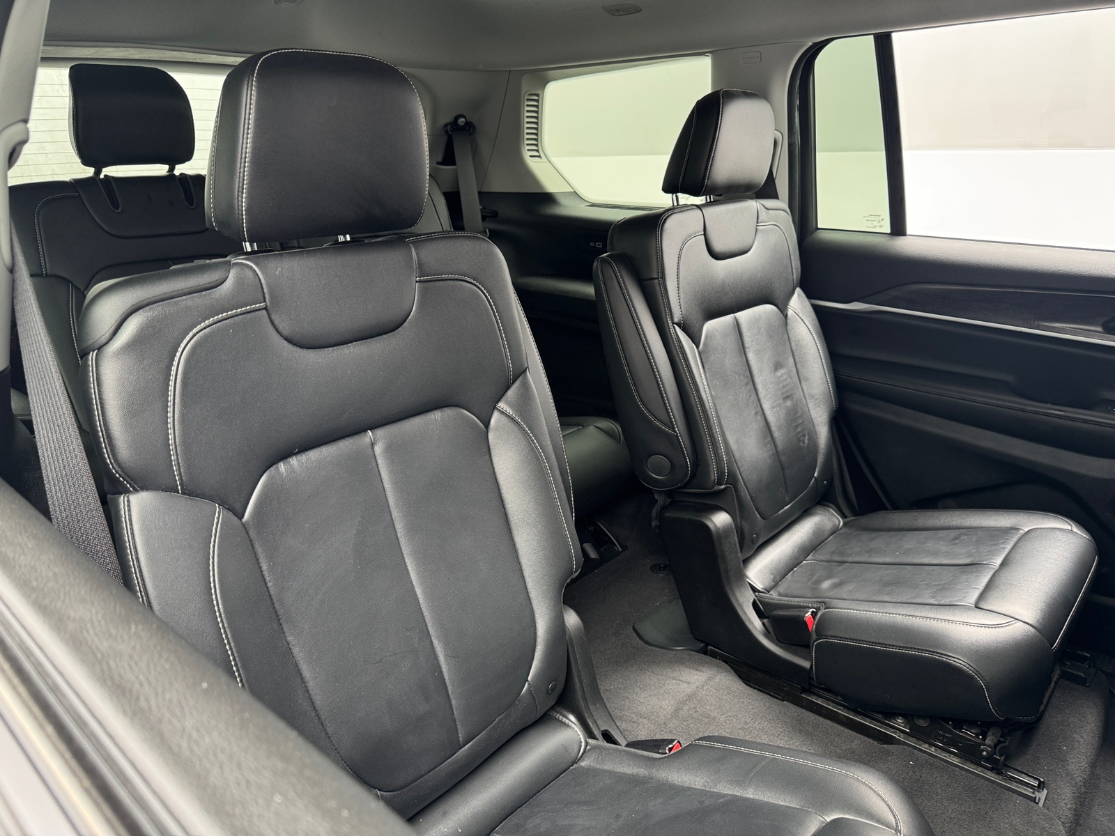 Thumbnail: 2021 Jeep Grand Cherokee L - 5
