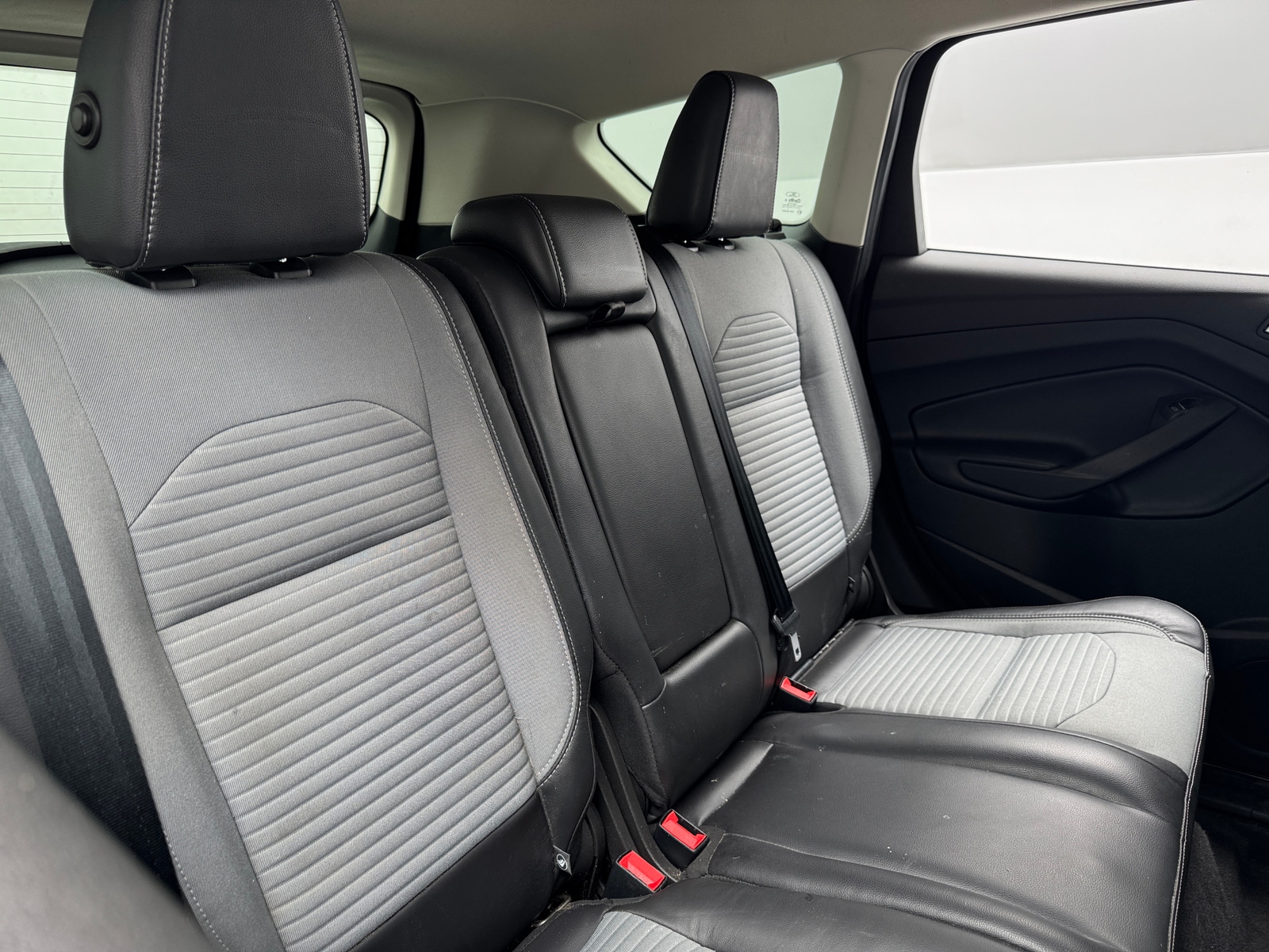 Thumbnail: 2019 Ford Escape - 6