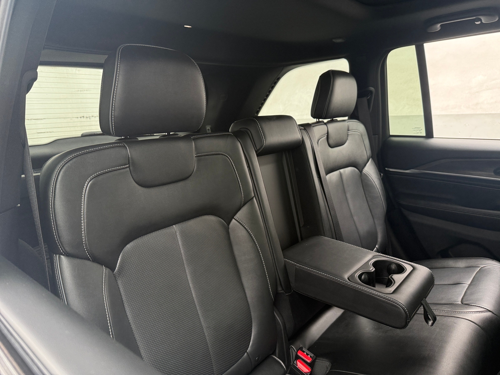 Thumbnail: 2022 Jeep Grand Cherokee - 5