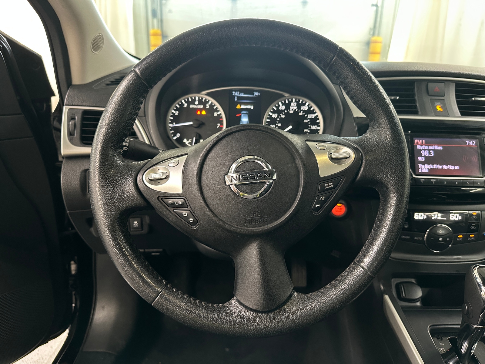 Thumbnail: 2018 Nissan Sentra - 5