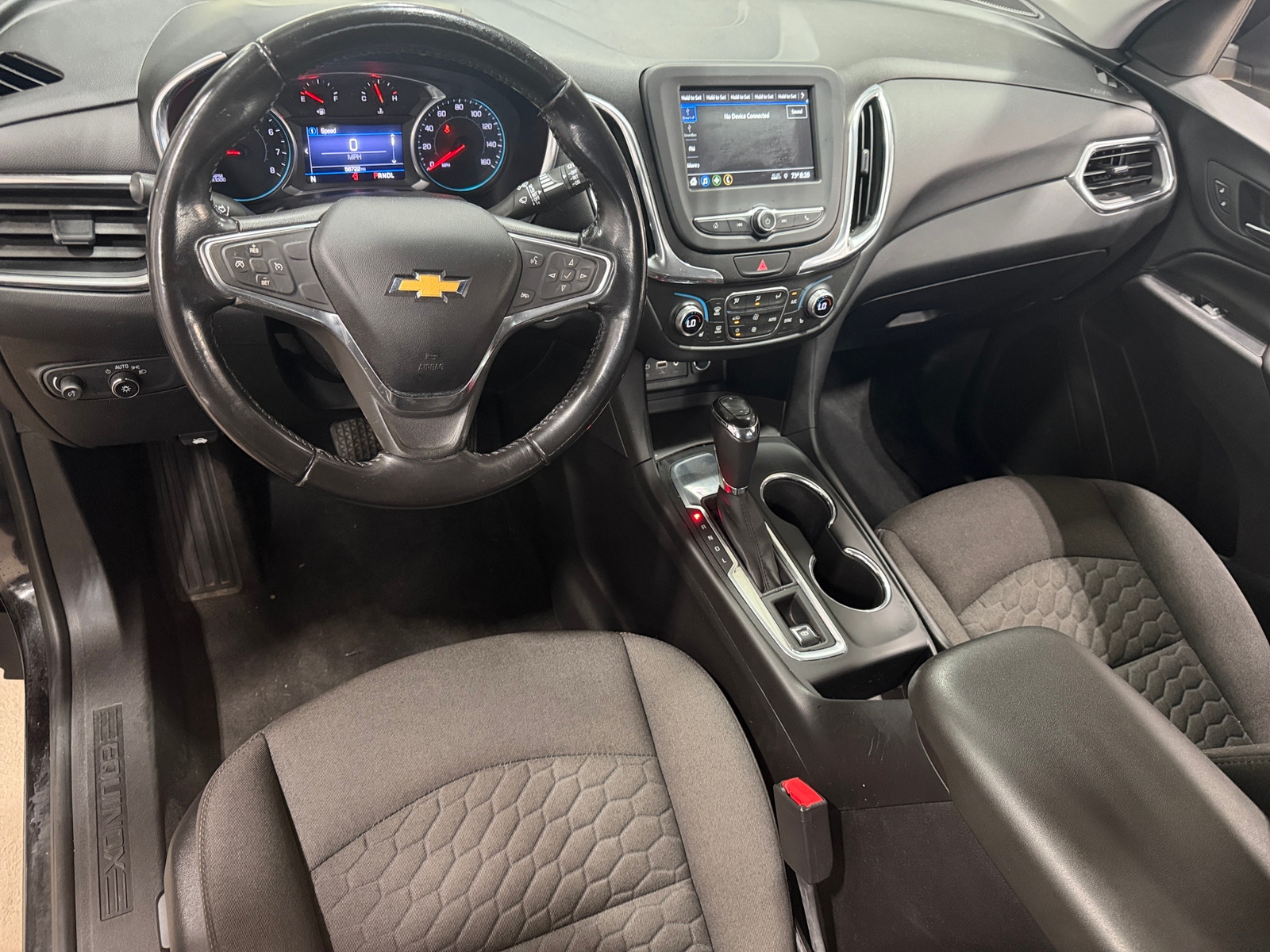 Thumbnail: 2019 Chevrolet Equinox - 3