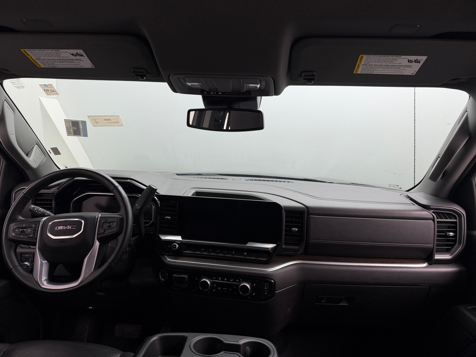 Thumbnail: 2025 GMC Sierra 1500 - 2