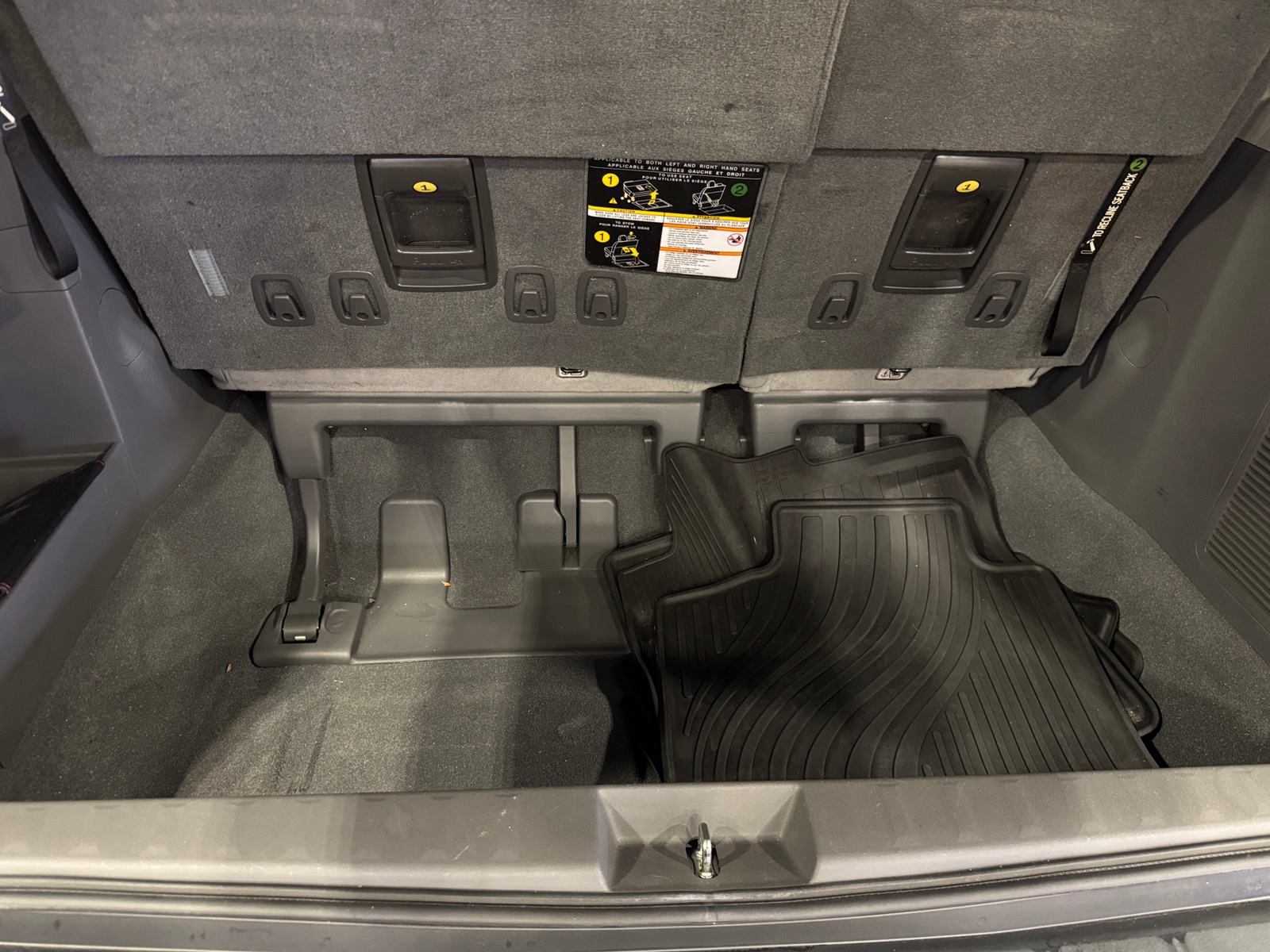 Thumbnail: 2020 Toyota Sienna - 6
