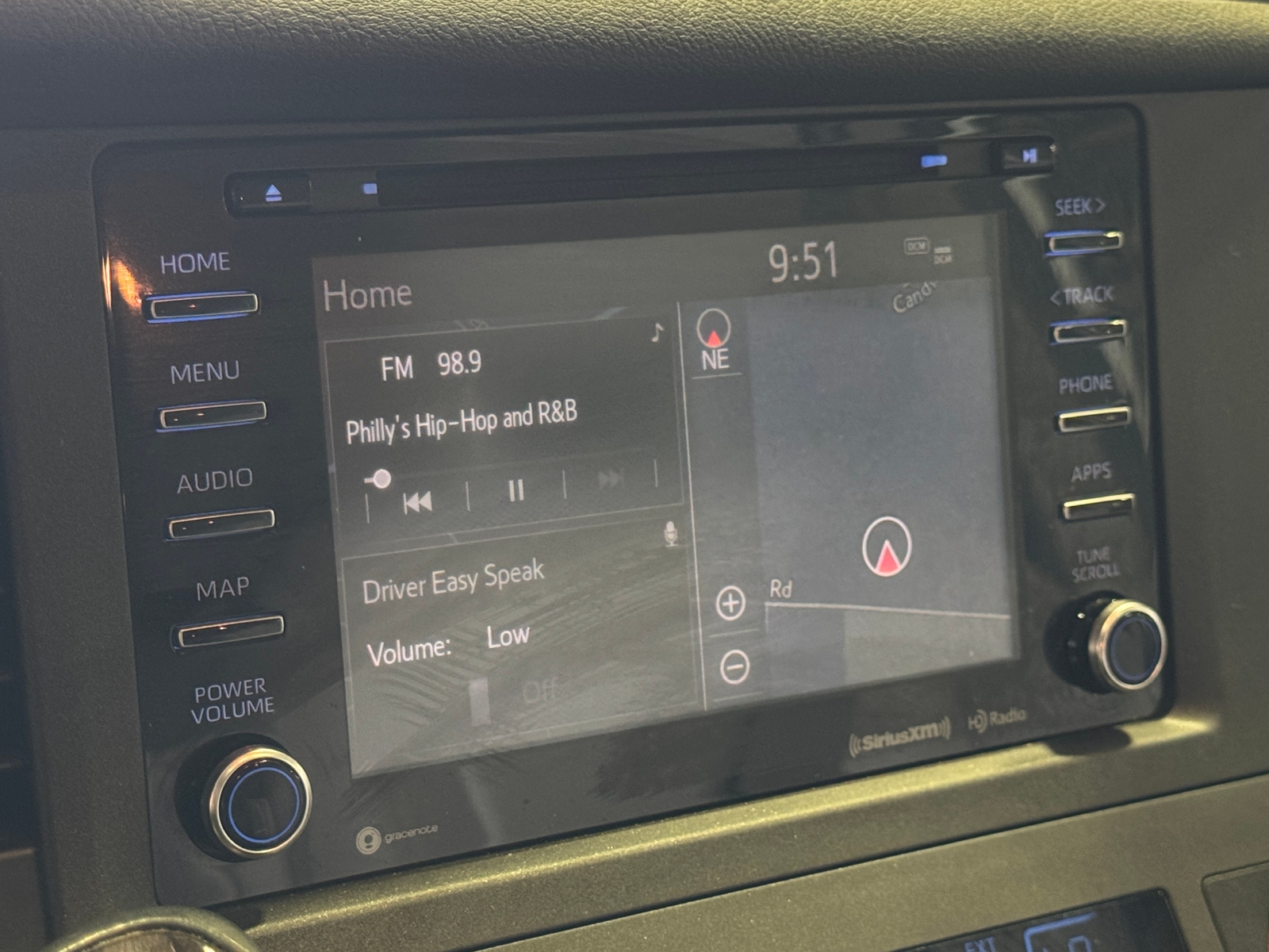Thumbnail: 2020 Toyota Sienna - 3