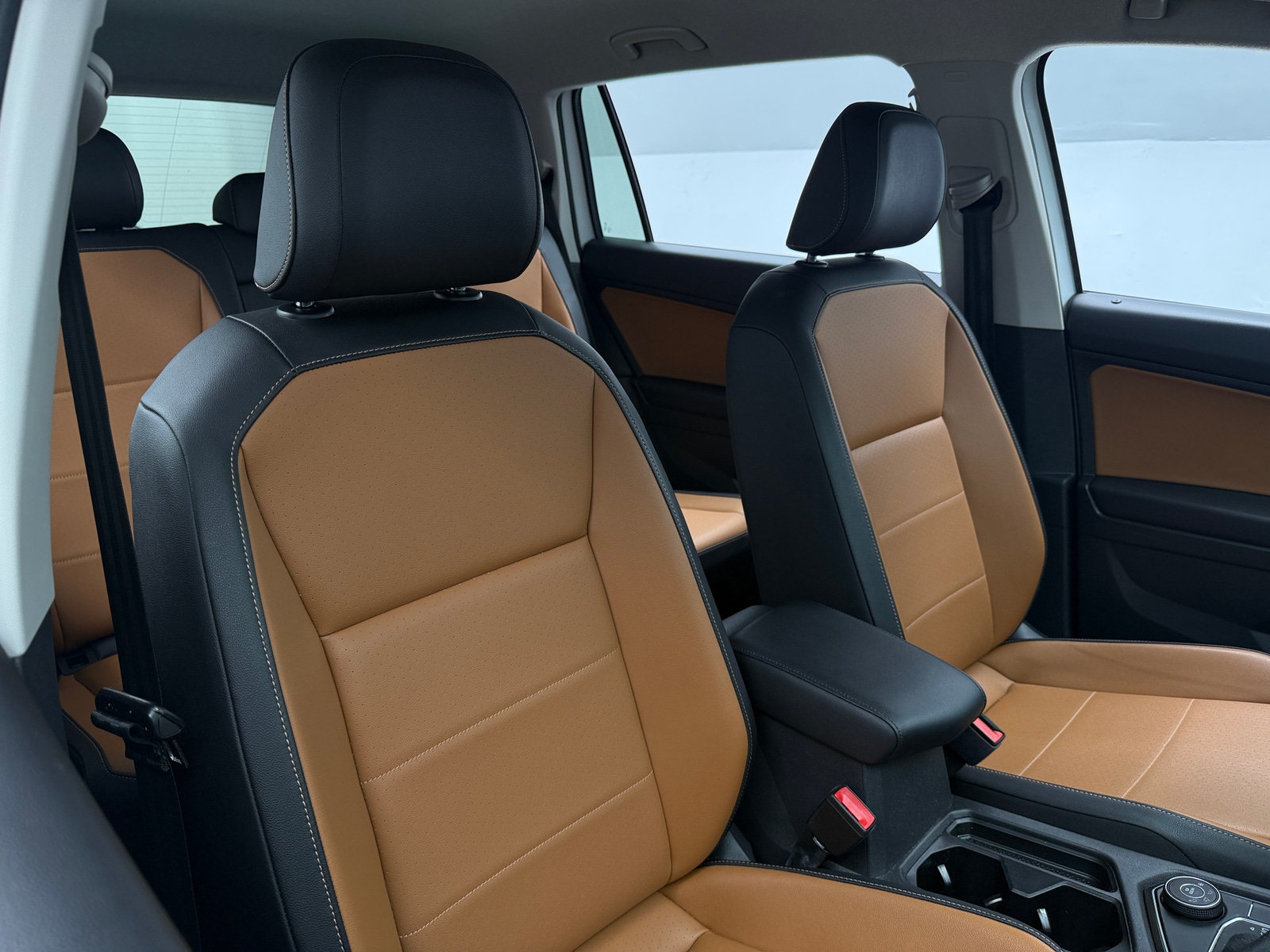 Thumbnail: 2019 Volkswagen Tiguan - 2