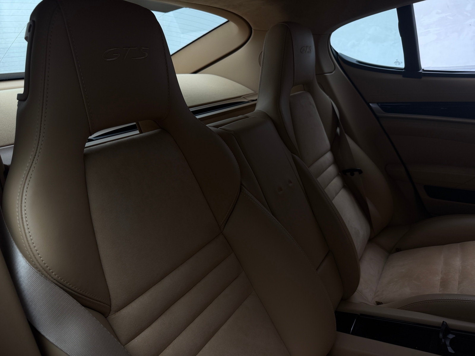 Thumbnail: 2013 Porsche Panamera - 5