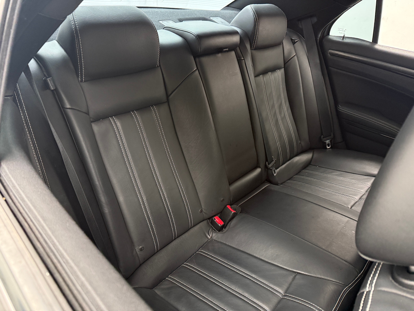Thumbnail: 2015 Chrysler 300 - 5
