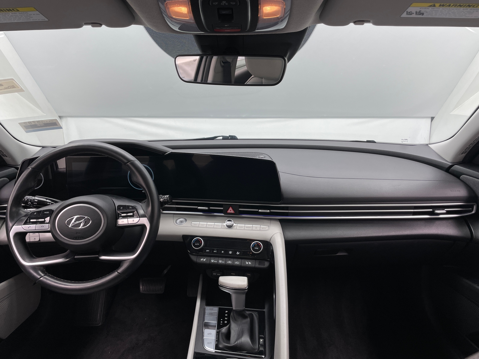 Thumbnail: 2023 Hyundai Elantra - 2
