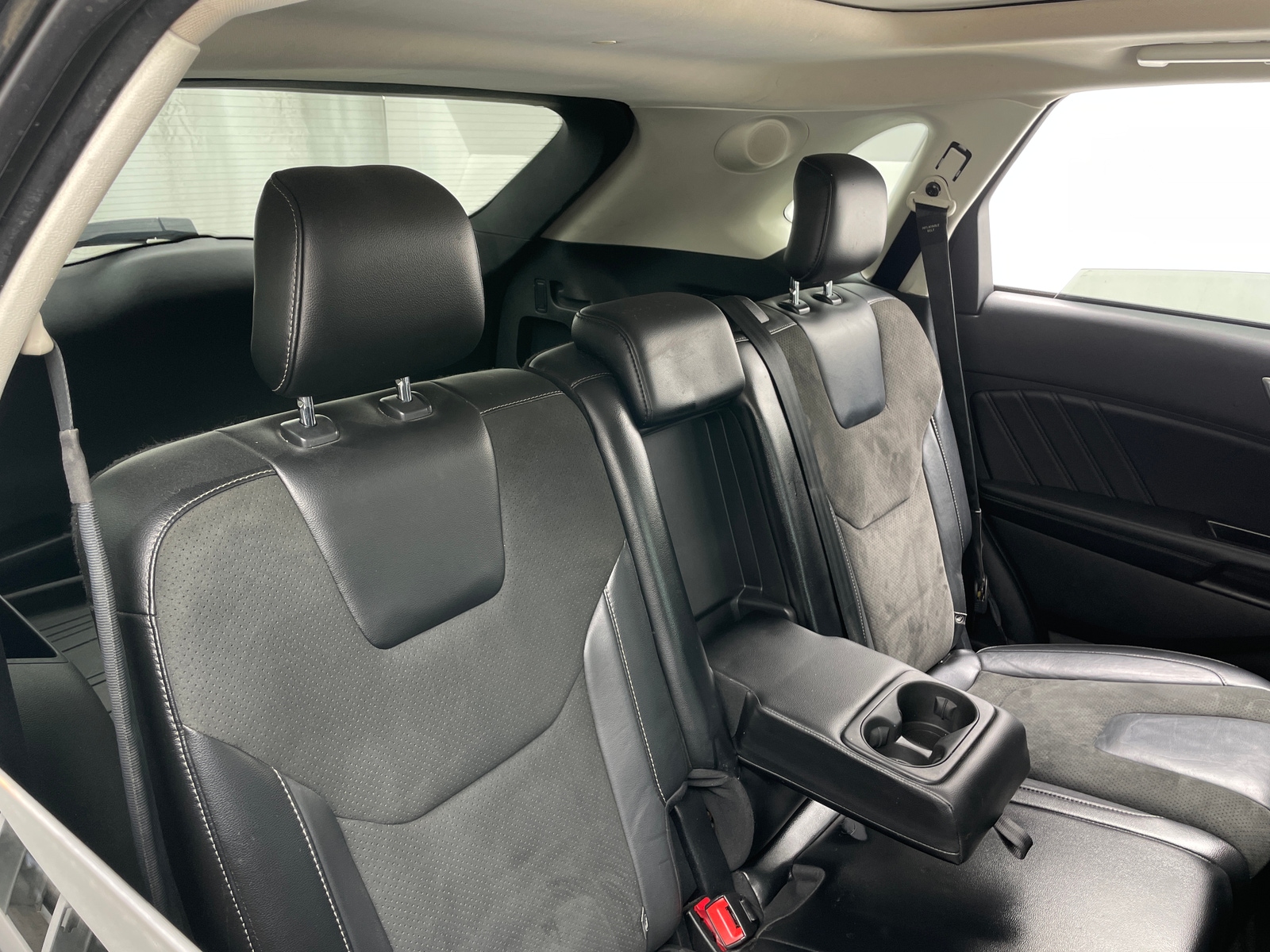 Thumbnail: 2017 Ford Edge - 5
