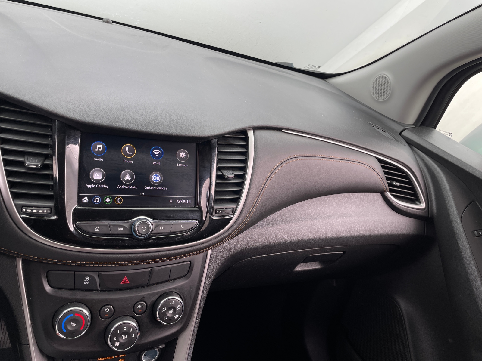 Thumbnail: 2021 Chevrolet Trax - 3