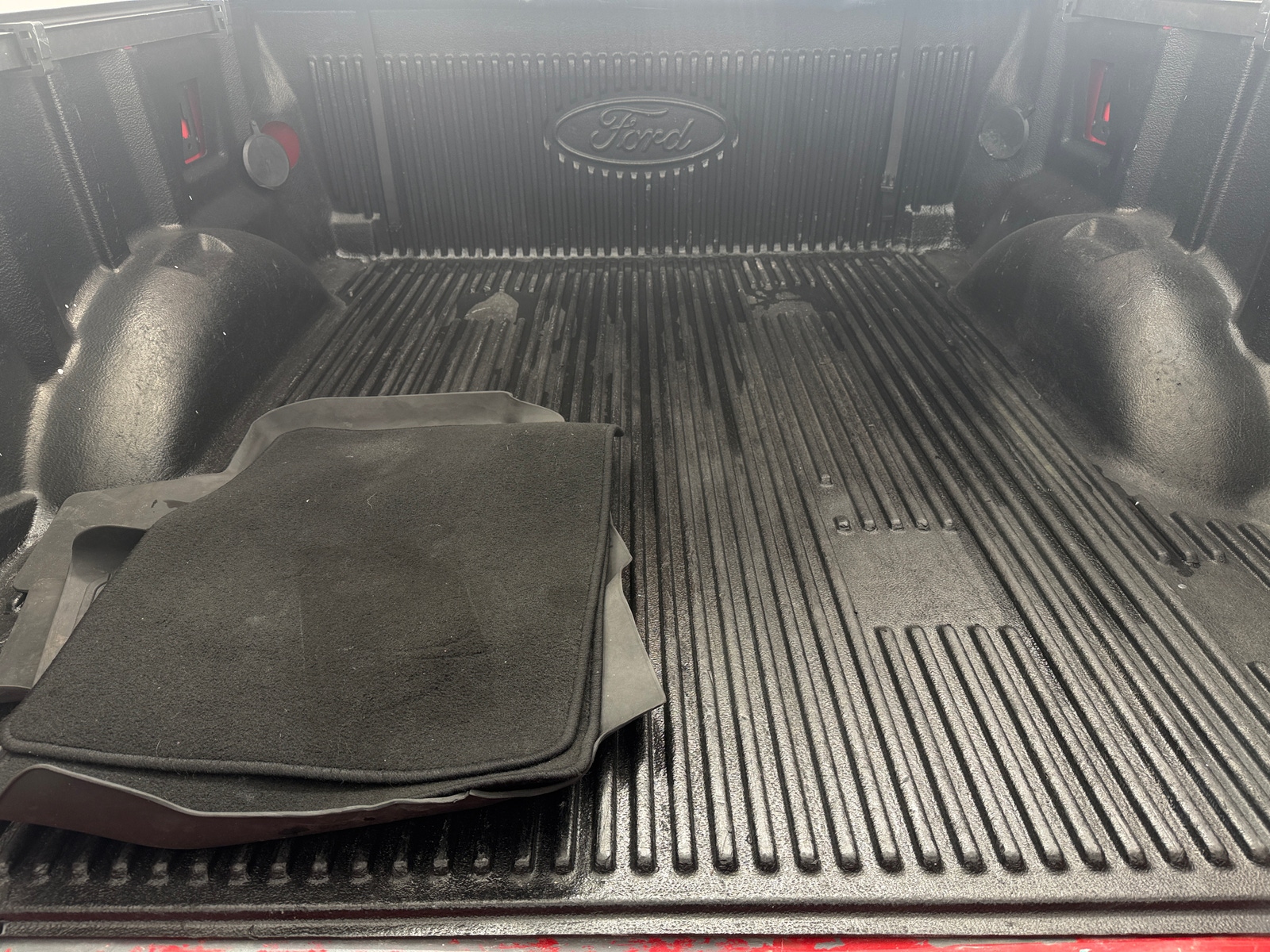 Thumbnail: 2019 Ford Econoline - 7