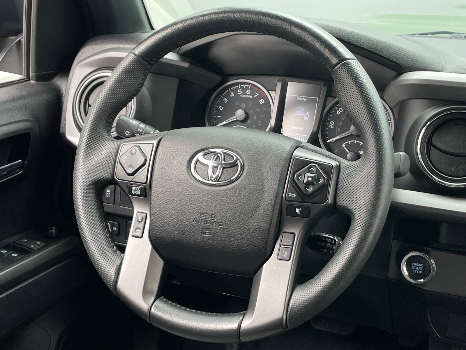 Thumbnail: 2022 Toyota Tacoma - 5