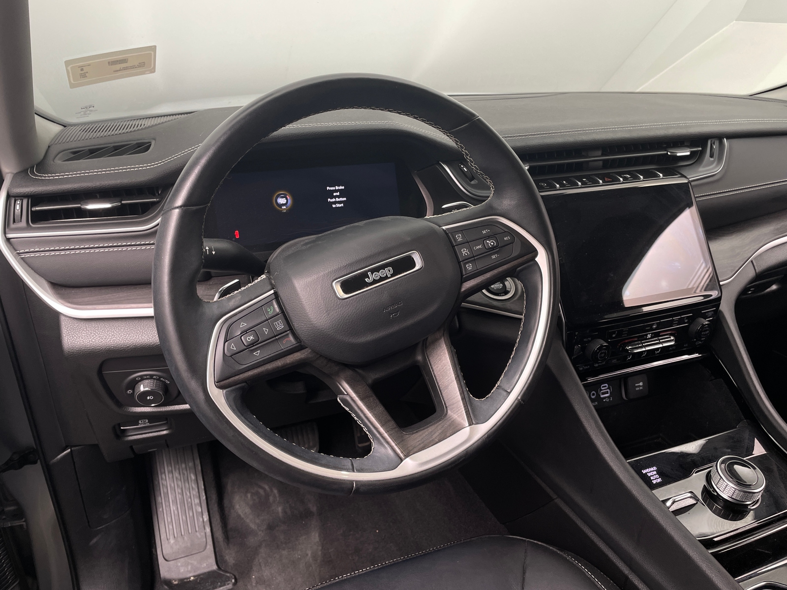 Thumbnail: 2021 Jeep Grand Cherokee L - 4