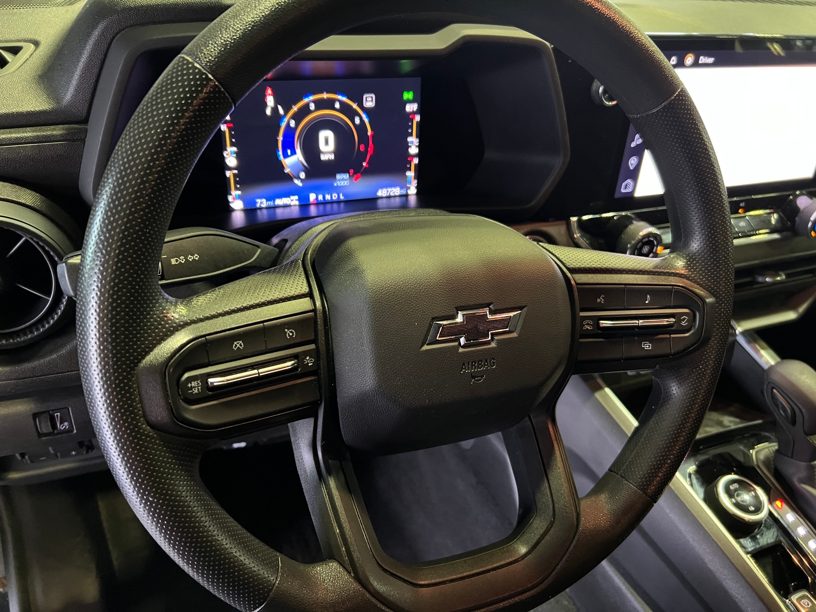 Thumbnail: 2023 Chevrolet Colorado - 5