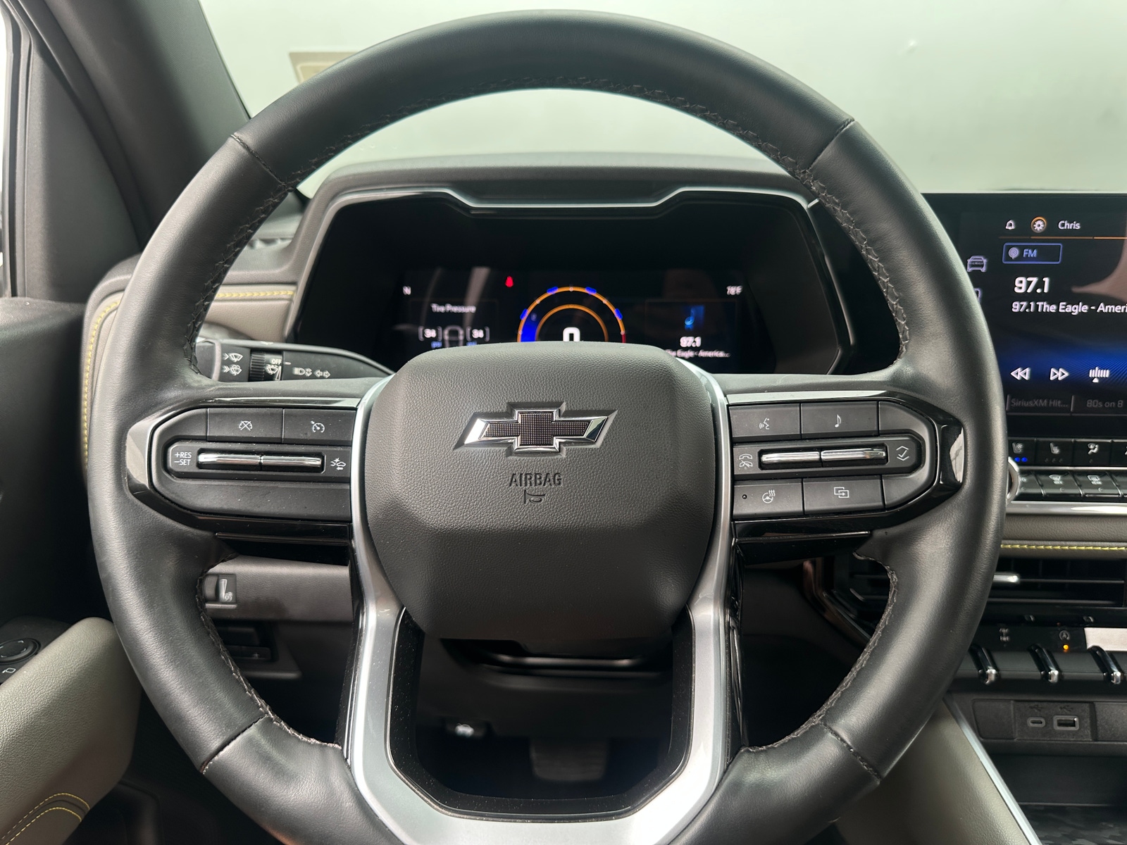 Thumbnail: 2023 Chevrolet Colorado - 4