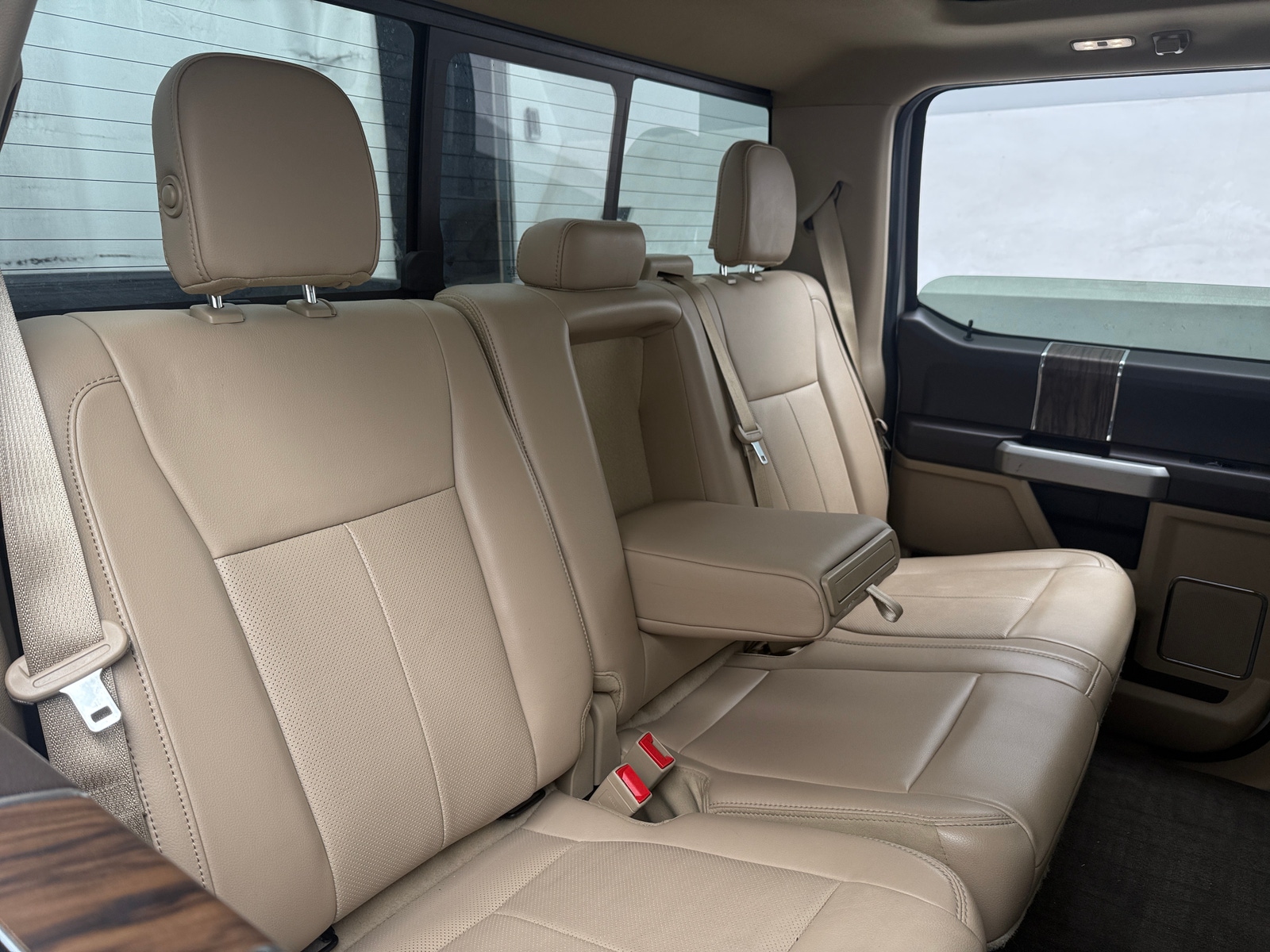 Thumbnail: 2019 Ford Econoline - 5