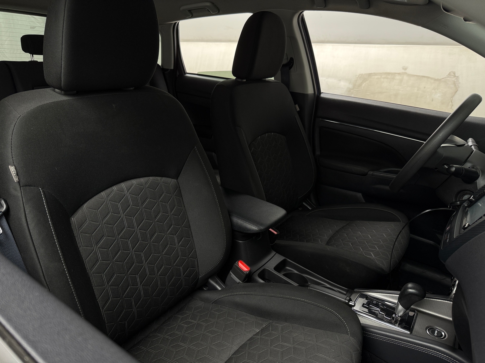 Thumbnail: 2025 Mitsubishi Outlander Sport - 2