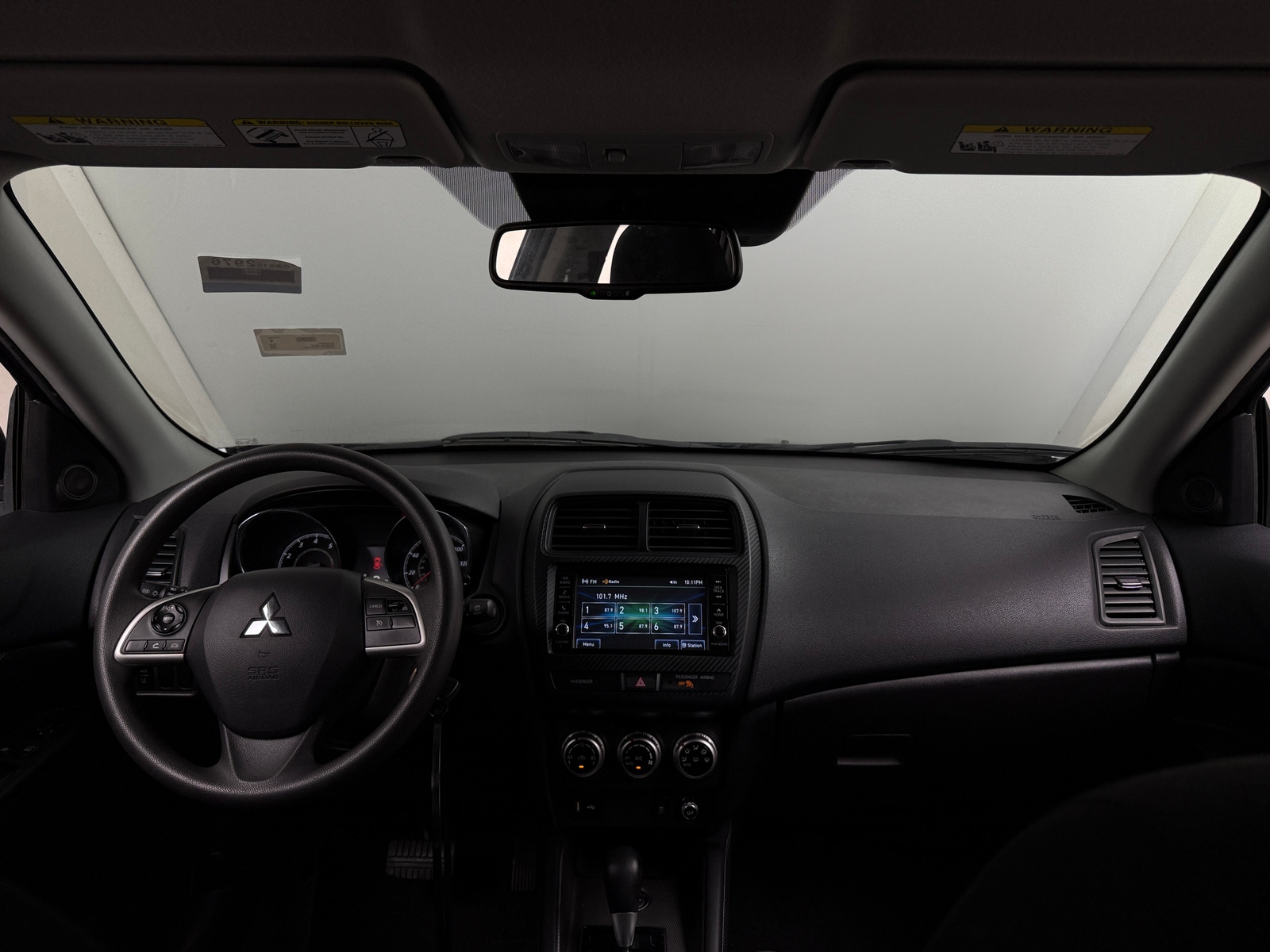 Thumbnail: 2025 Mitsubishi Outlander Sport - 3