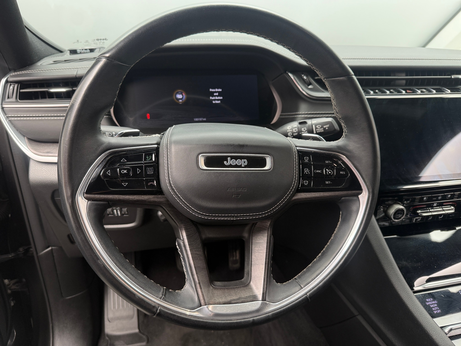 Thumbnail: 2022 Jeep Grand Cherokee L - 4