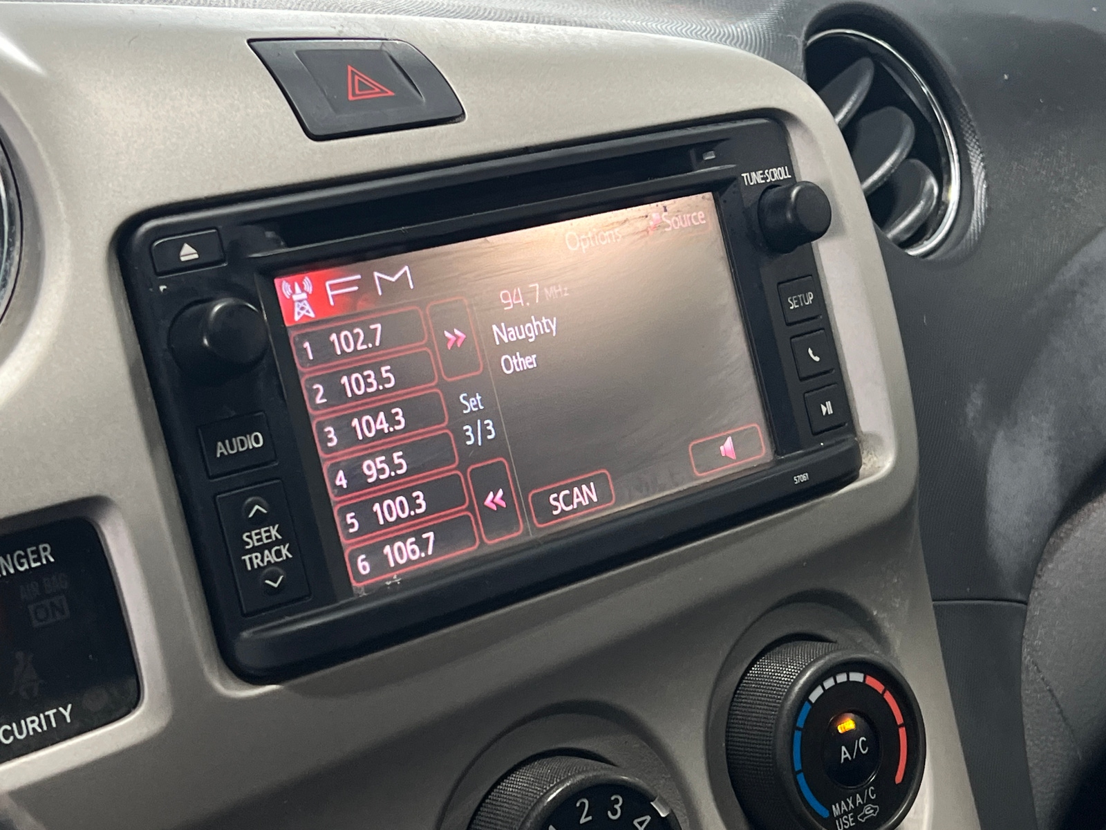 Thumbnail: 2013 Toyota Matrix - 4