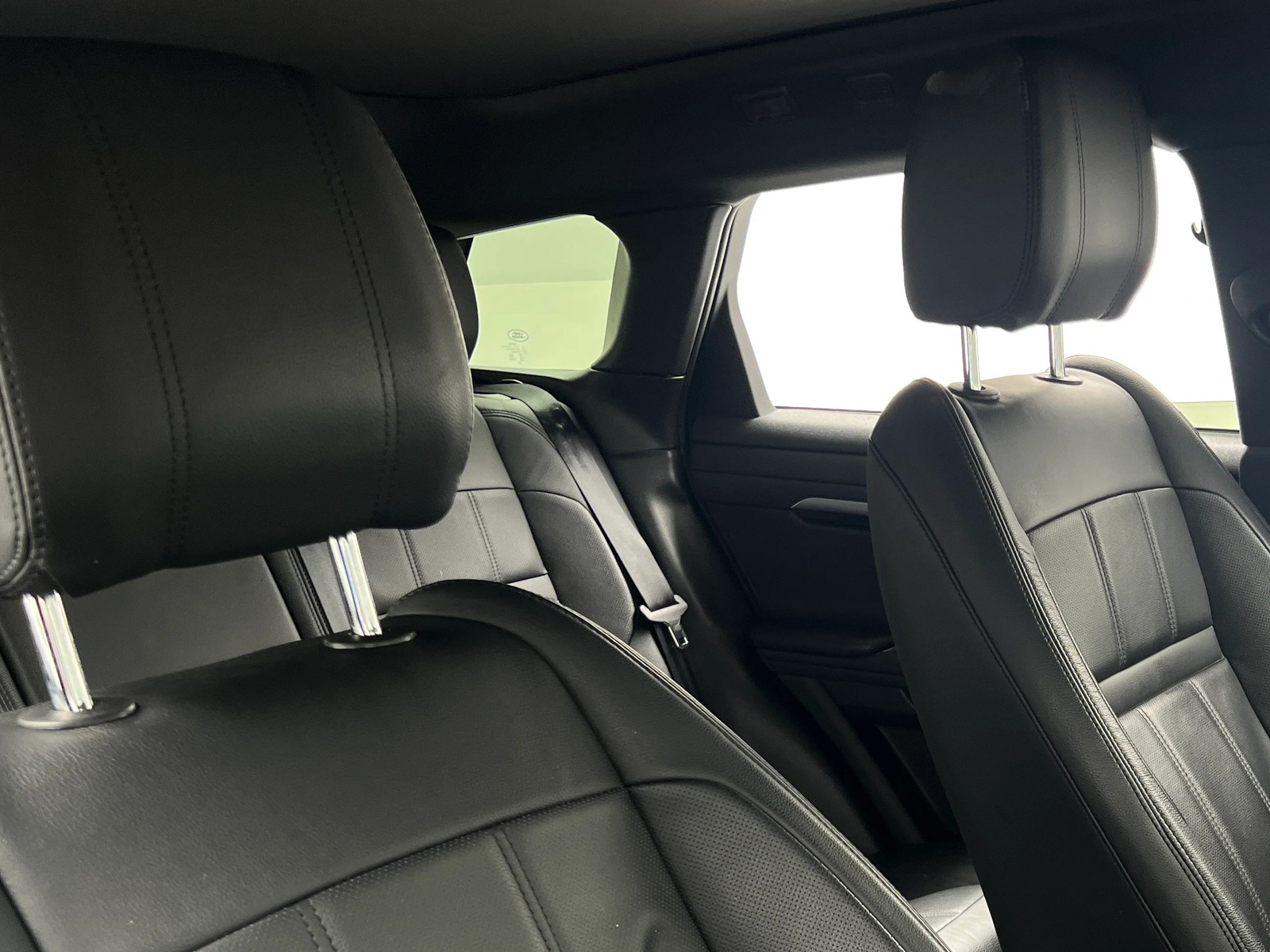 Thumbnail: 2021 Land Rover Range Rover Evoque - 2