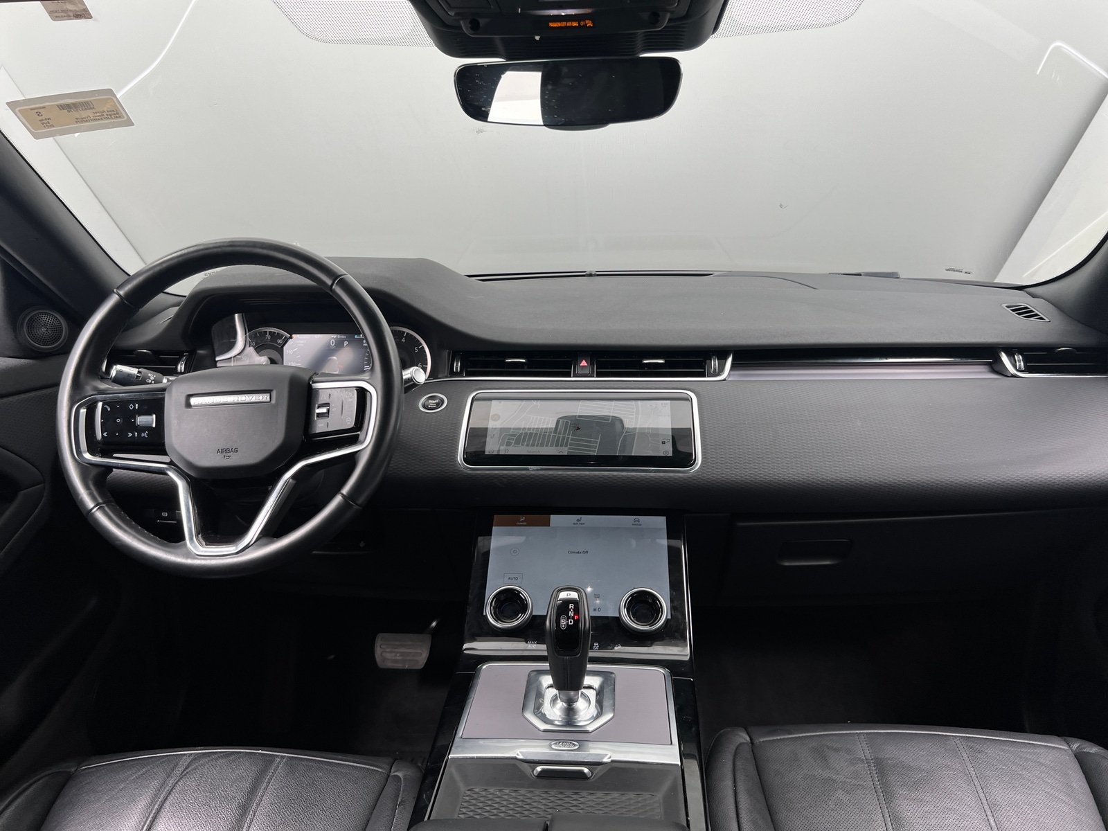 Thumbnail: 2021 Land Rover Range Rover Evoque - 3
