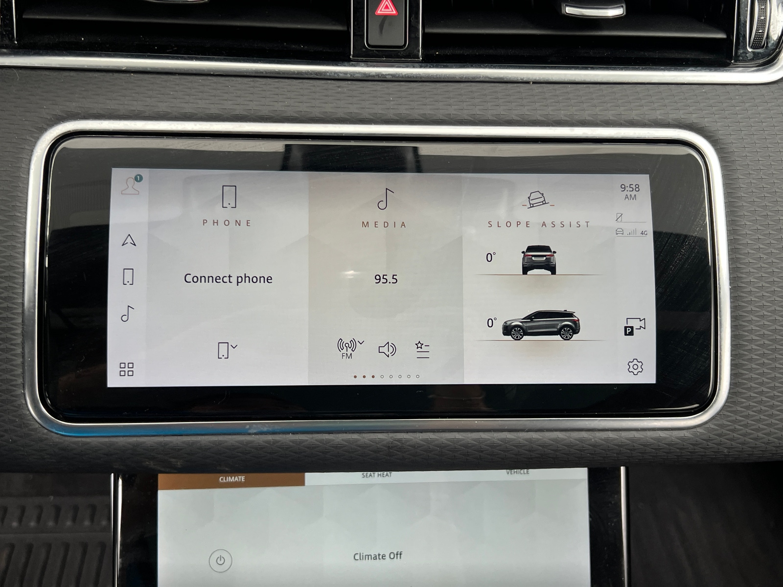 Thumbnail: 2021 Land Rover Range Rover Evoque - 4