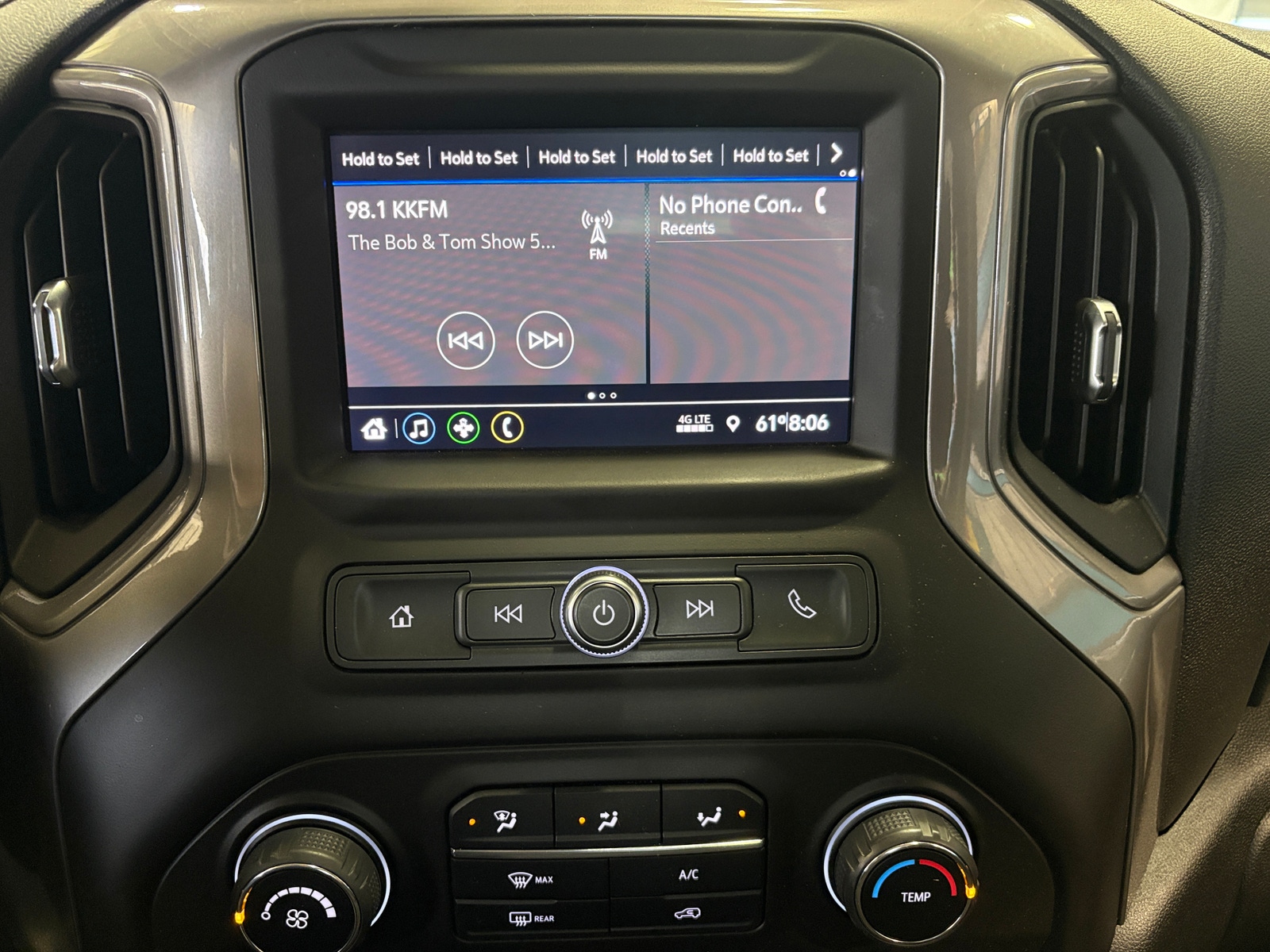Thumbnail: 2020 Chevrolet Silverado 1500 - 4
