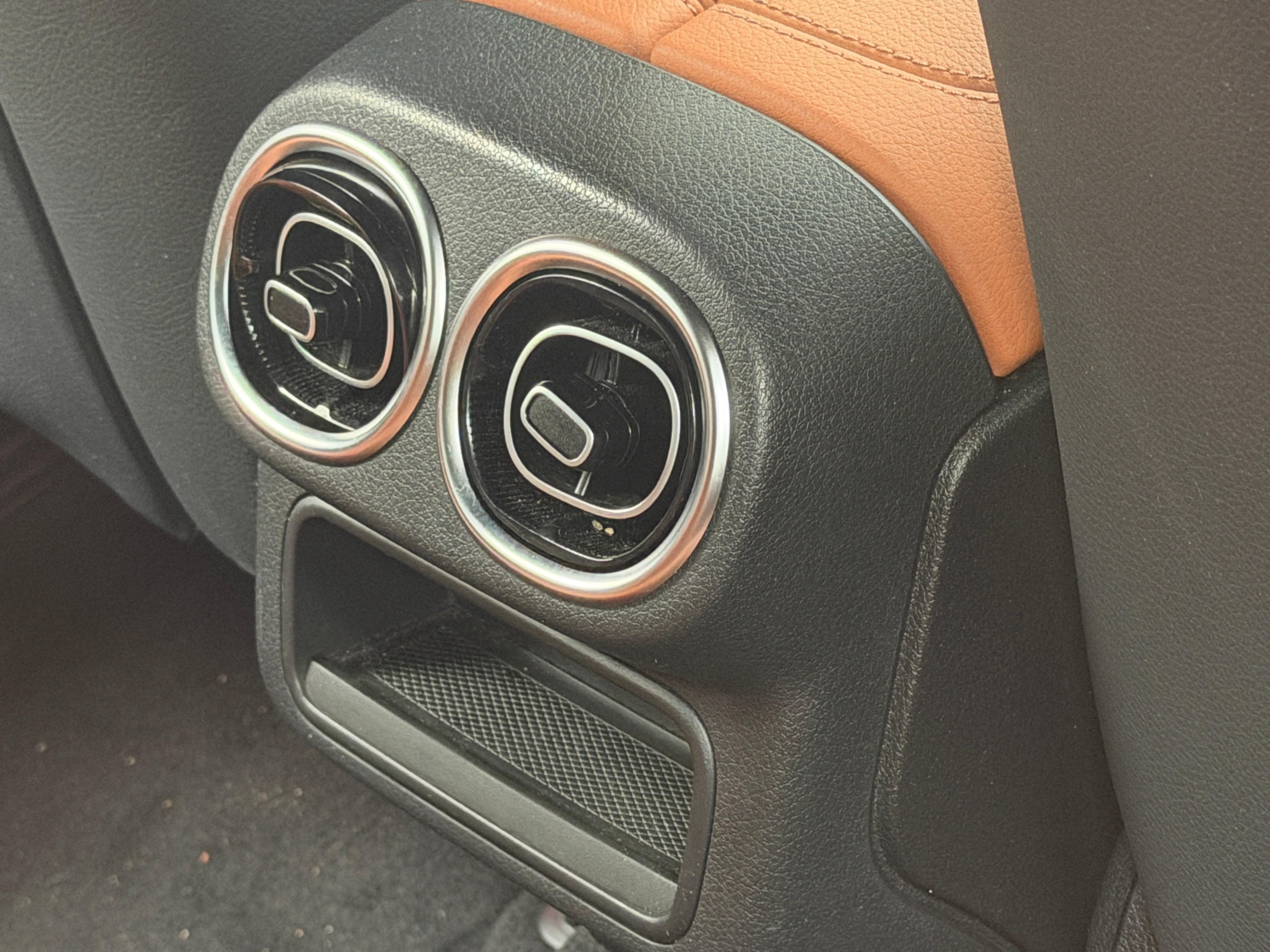 2024 Mercedes-Benz GLC
