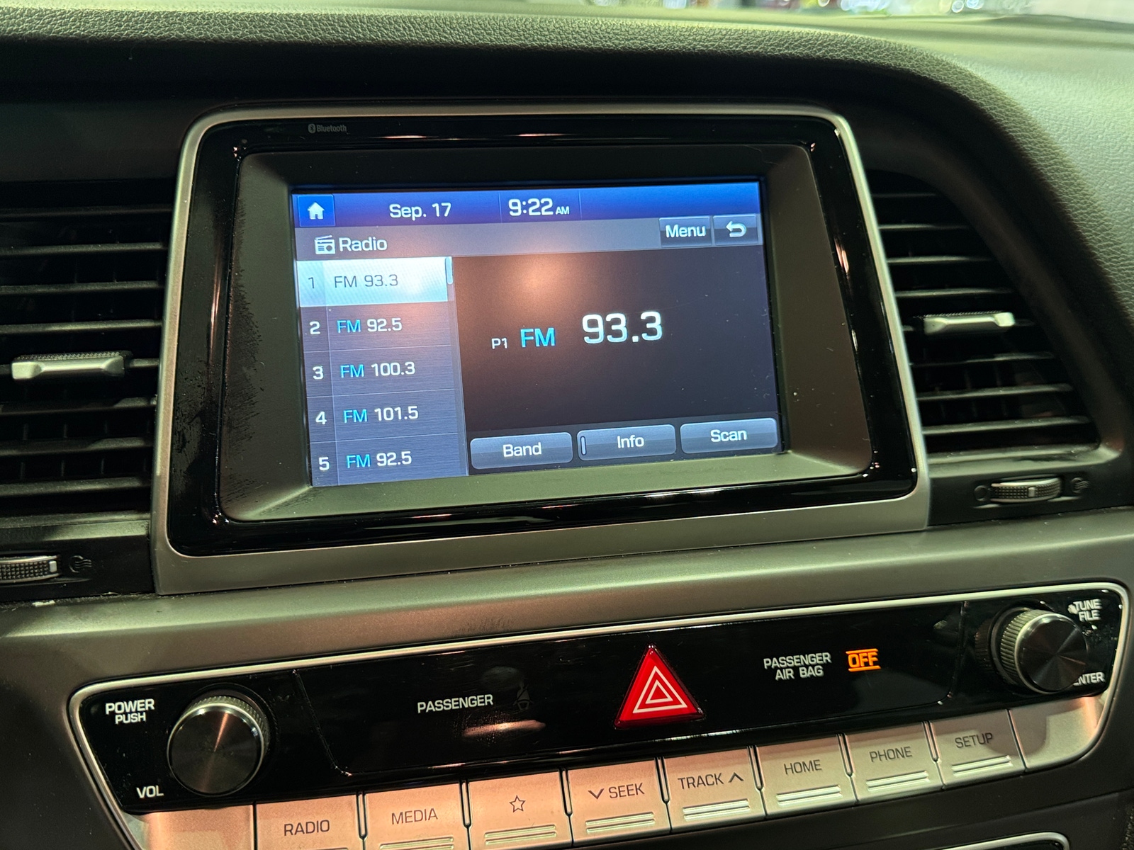 Thumbnail: 2019 Hyundai Sonata - 4