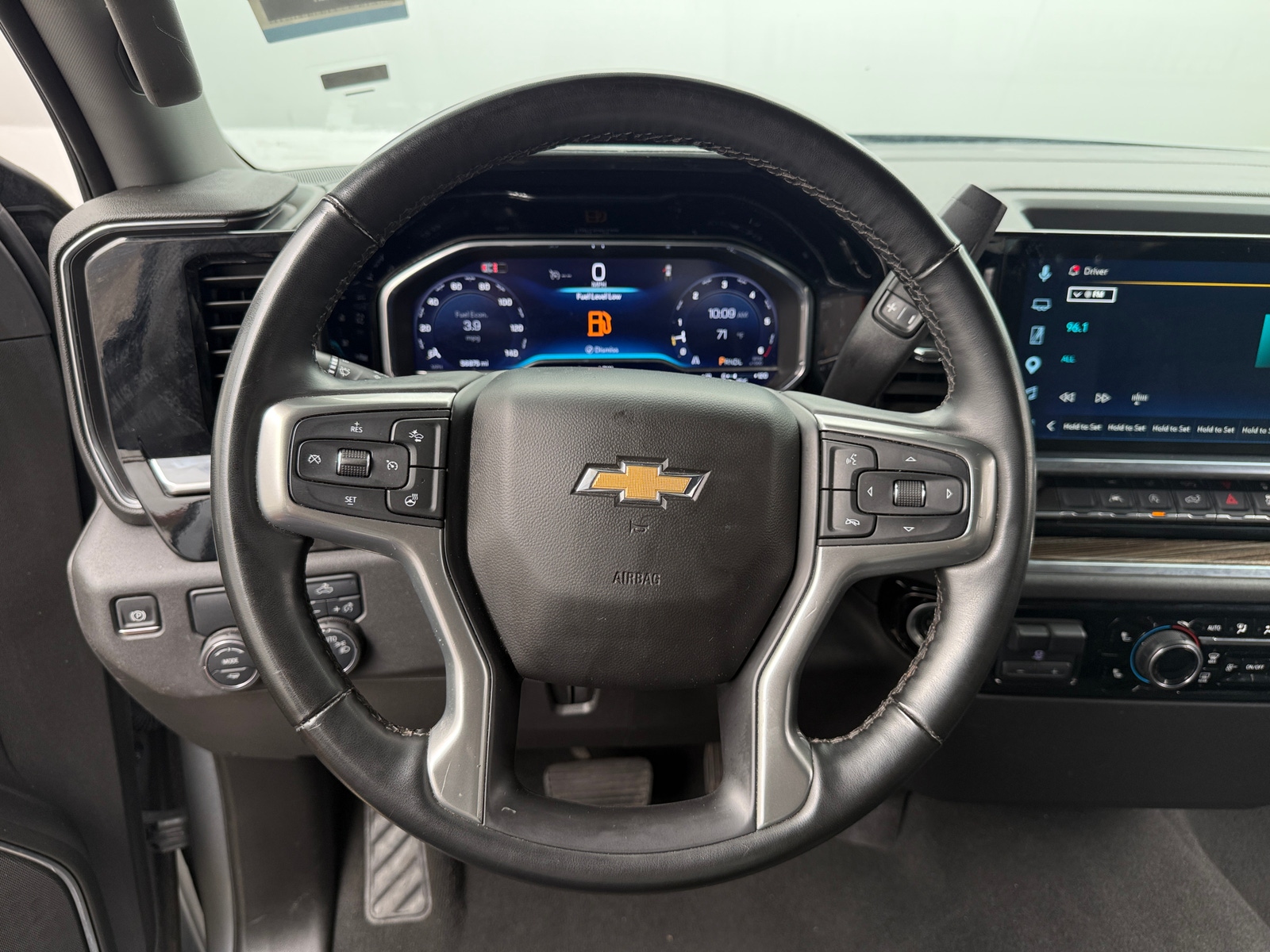 Thumbnail: 2025 Chevrolet Silverado 1500 - 5
