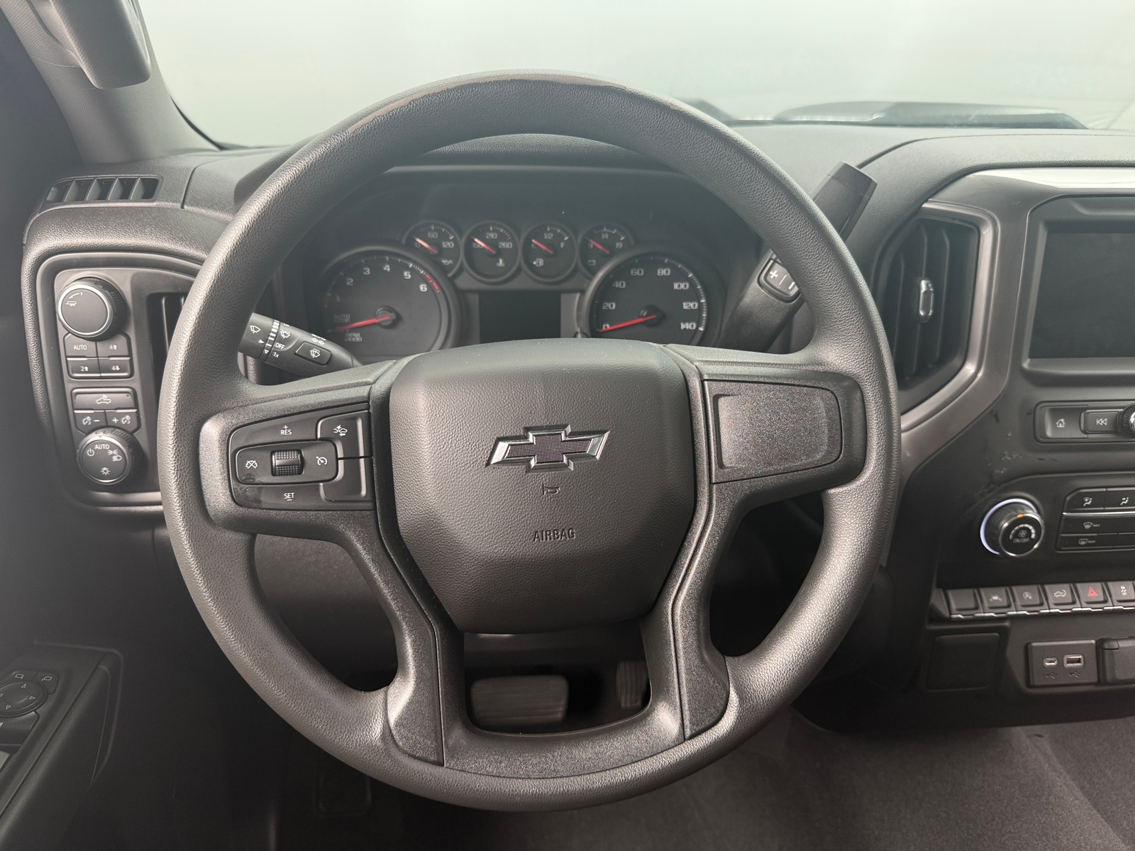 Thumbnail: 2023 Chevrolet Silverado 1500 - 5