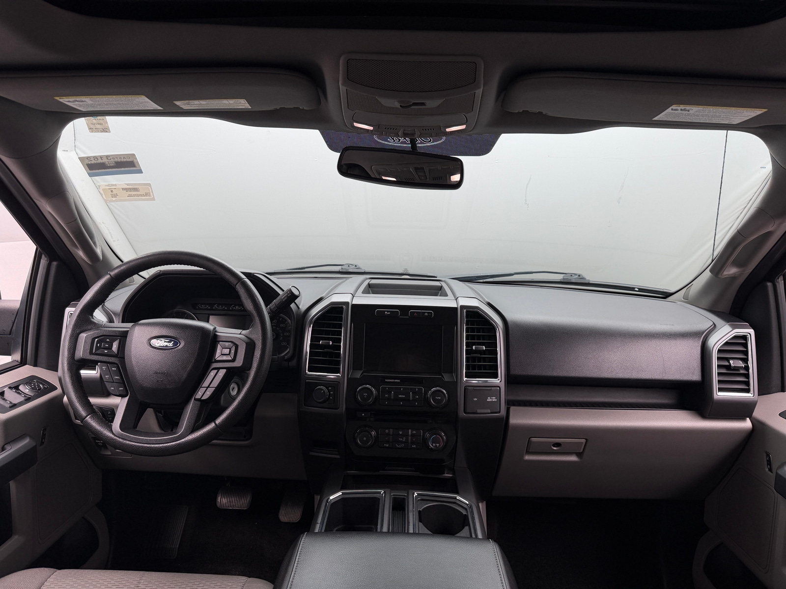 Thumbnail: 2016 Ford Econoline - 3