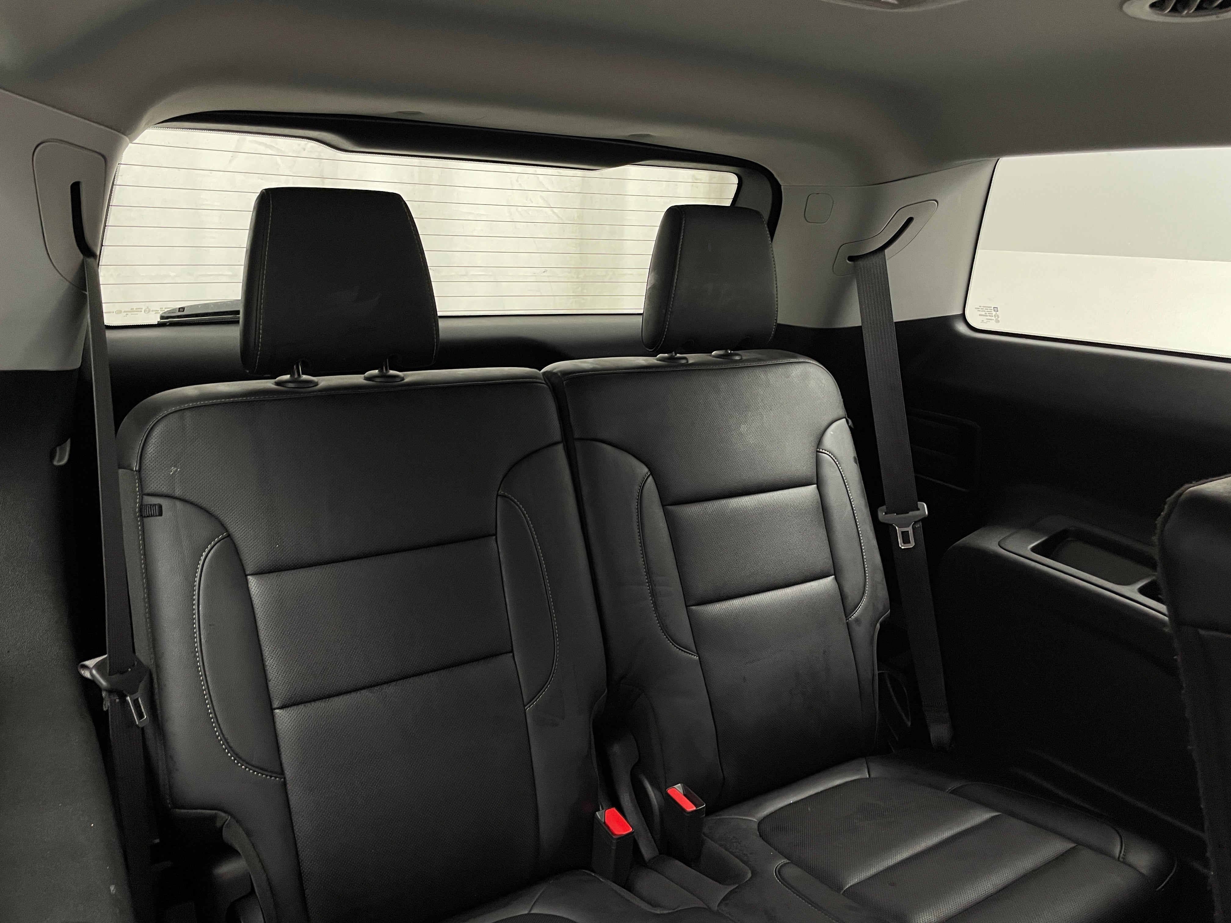 2022 GMC Acadia SLT