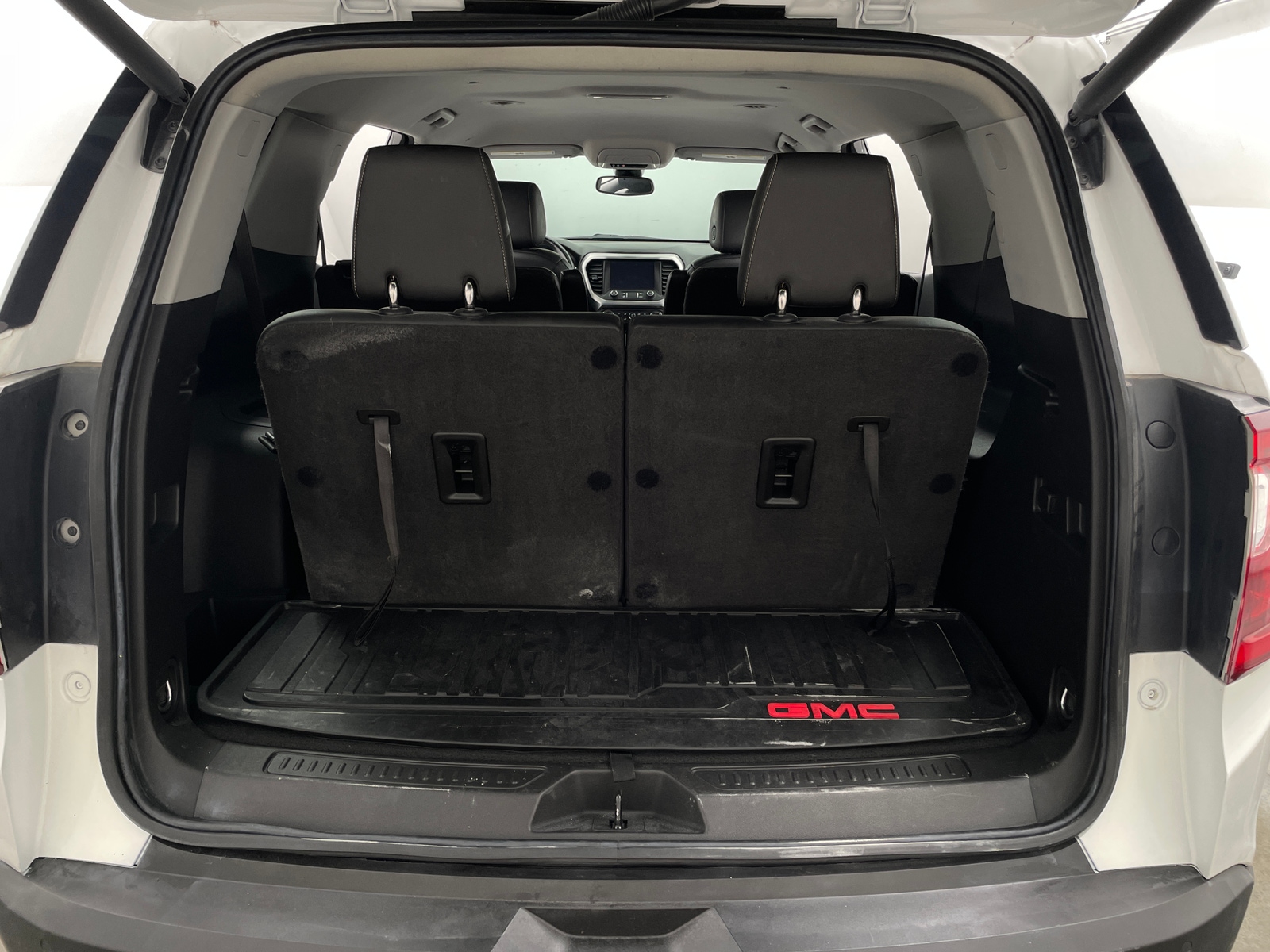 Thumbnail: 2022 GMC Acadia - 6
