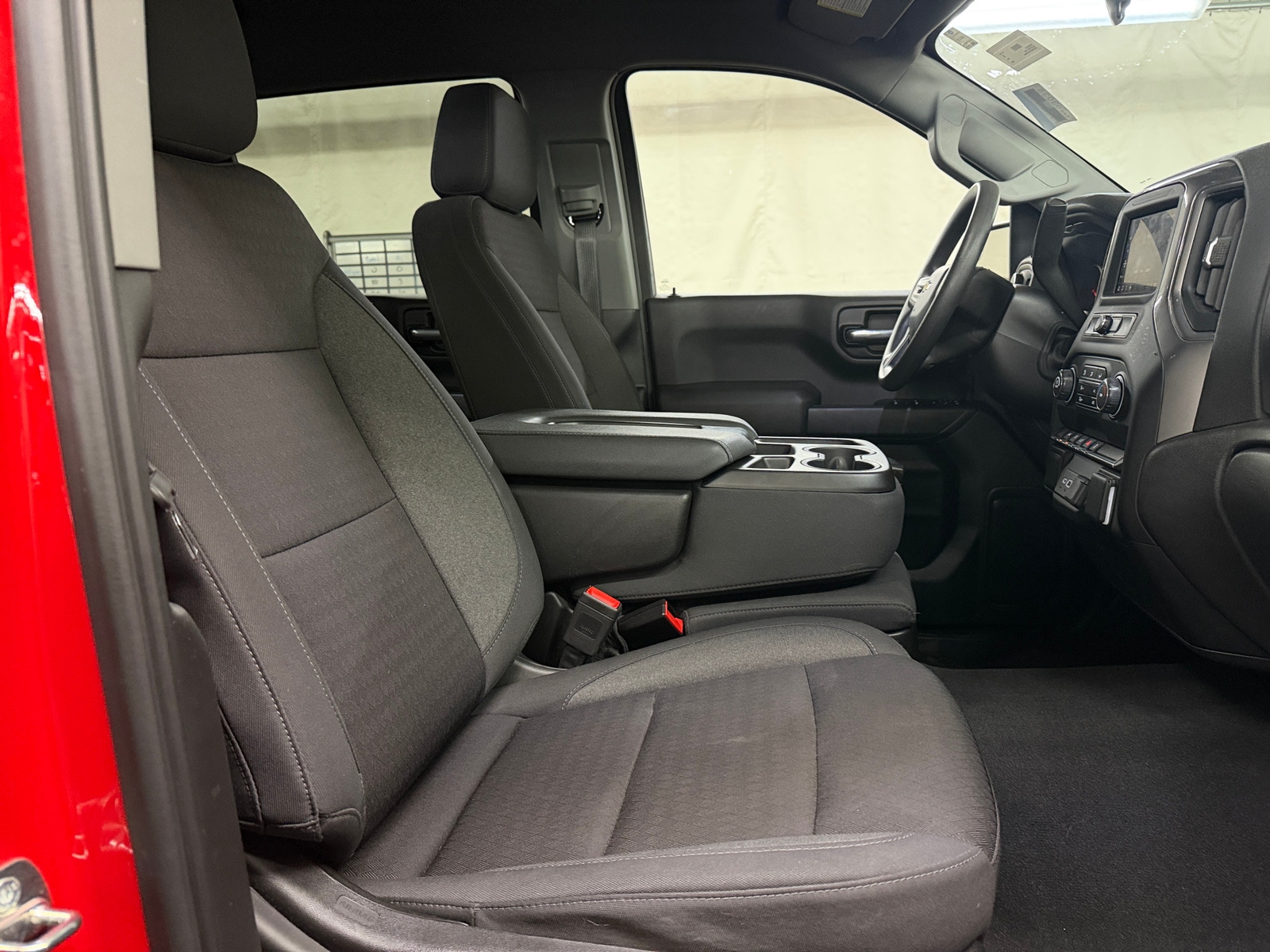 Thumbnail: 2024 Chevrolet Silverado 1500 - 2