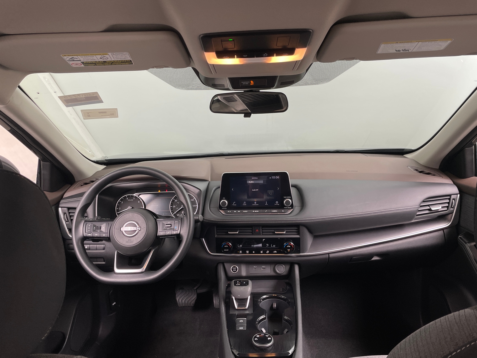 Thumbnail: 2023 Nissan Rogue - 3