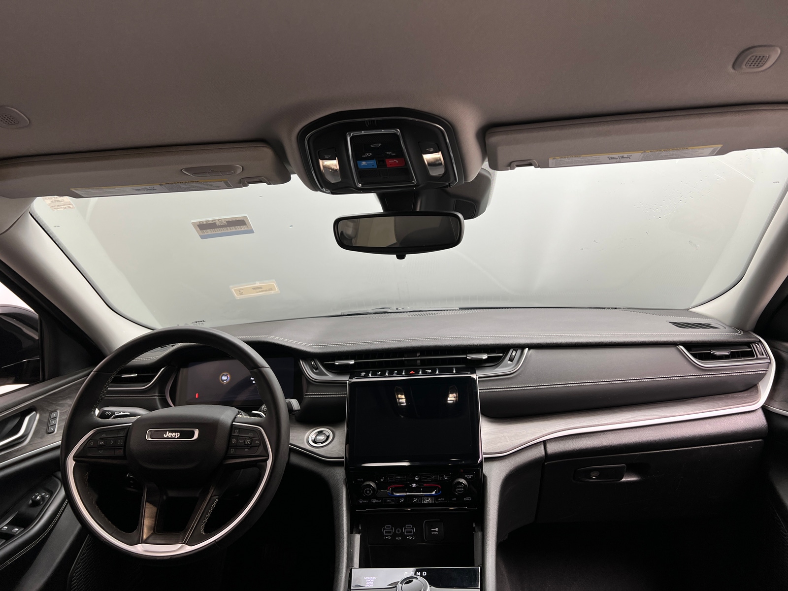 Thumbnail: 2023 Jeep Grand Cherokee L - 2