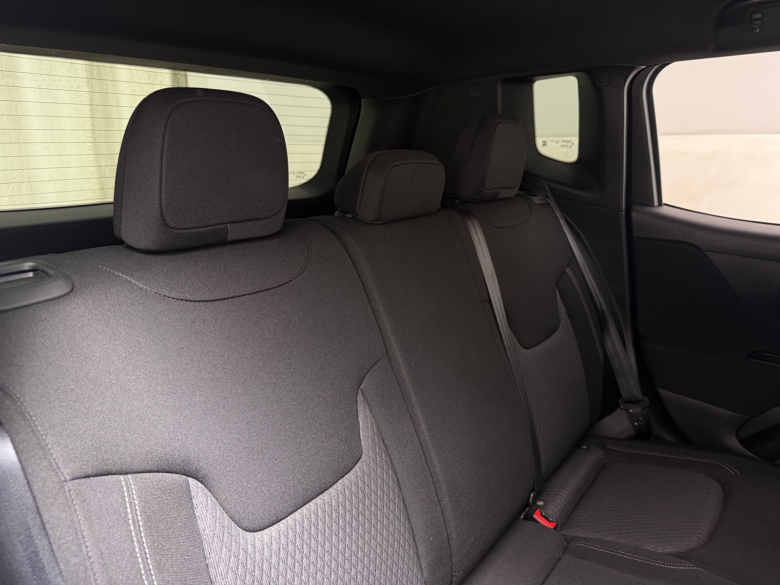 Thumbnail: 2021 Jeep Renegade - 6