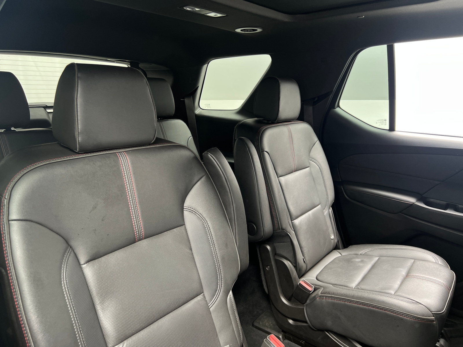 Thumbnail: 2022 Chevrolet Traverse - 5