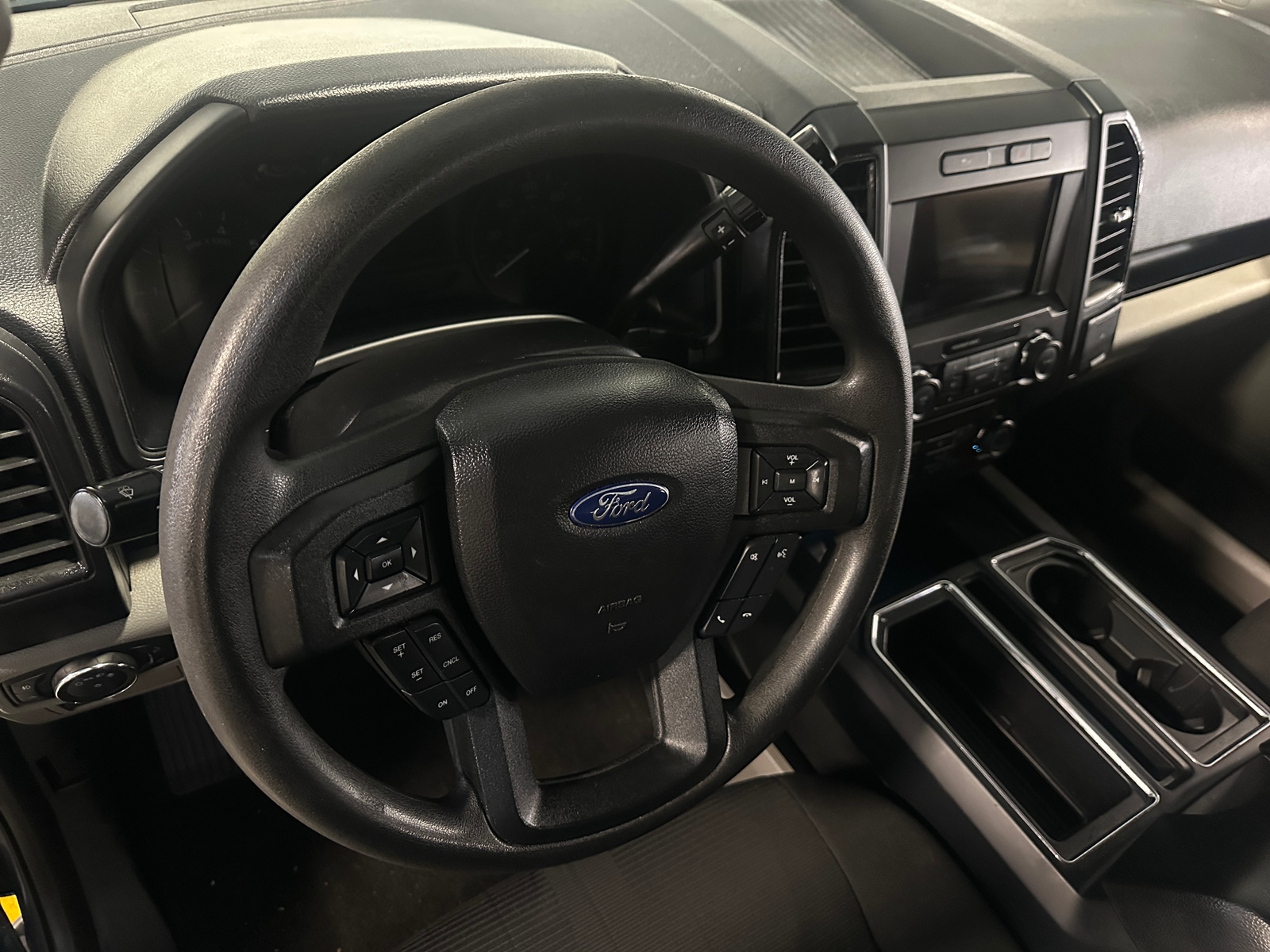 Thumbnail: 2018 Ford Econoline - 5