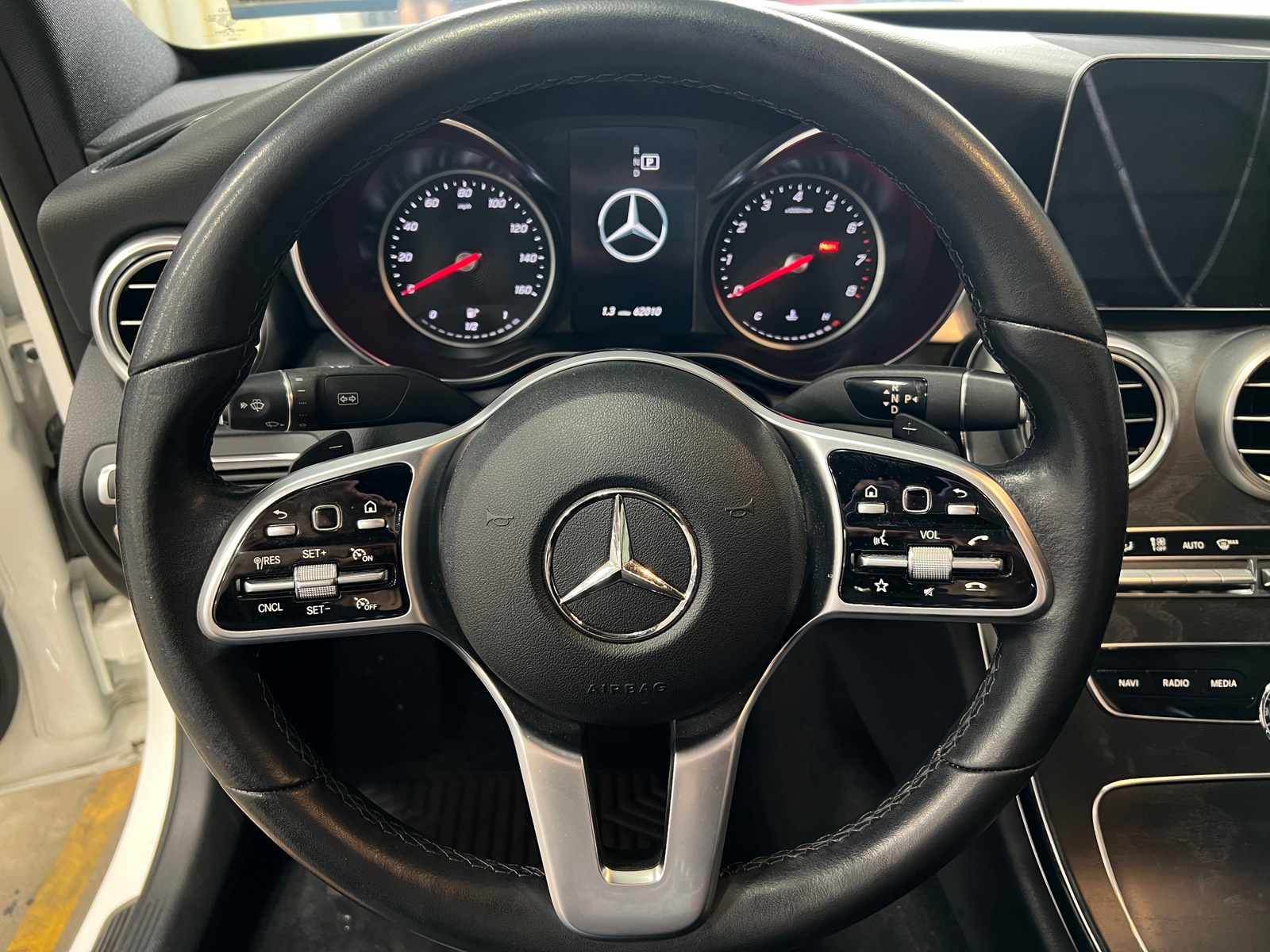 Thumbnail: 2020 Mercedes-Benz C-Class - 4