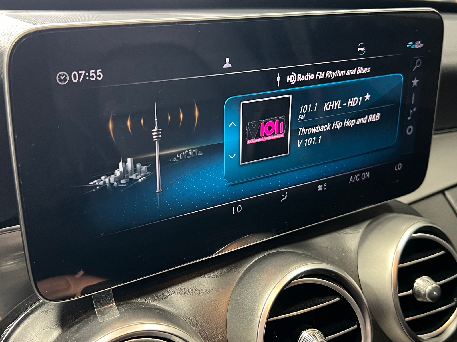 Thumbnail: 2020 Mercedes-Benz C-Class - 3