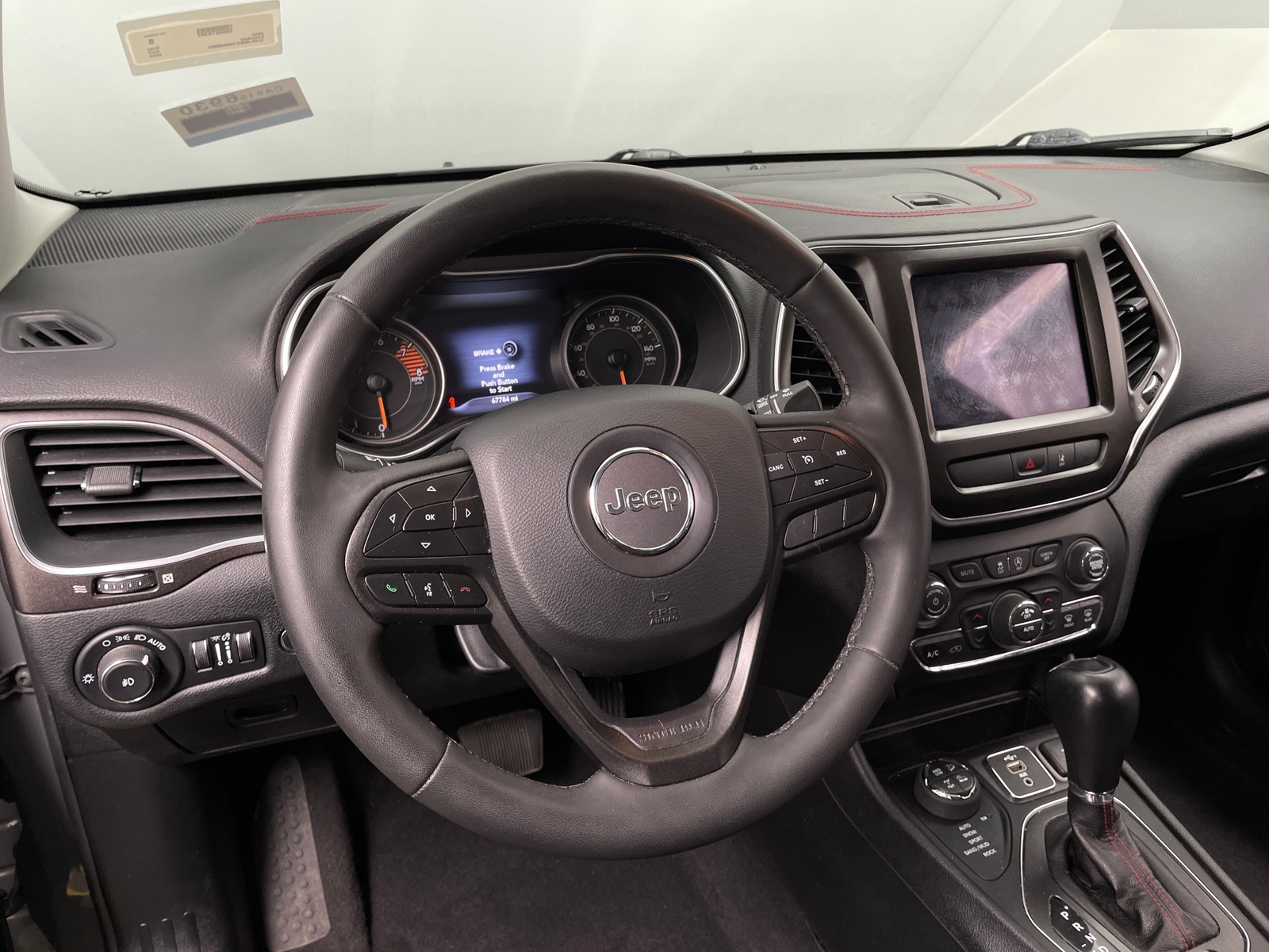 Thumbnail: 2022 Jeep Cherokee - 4