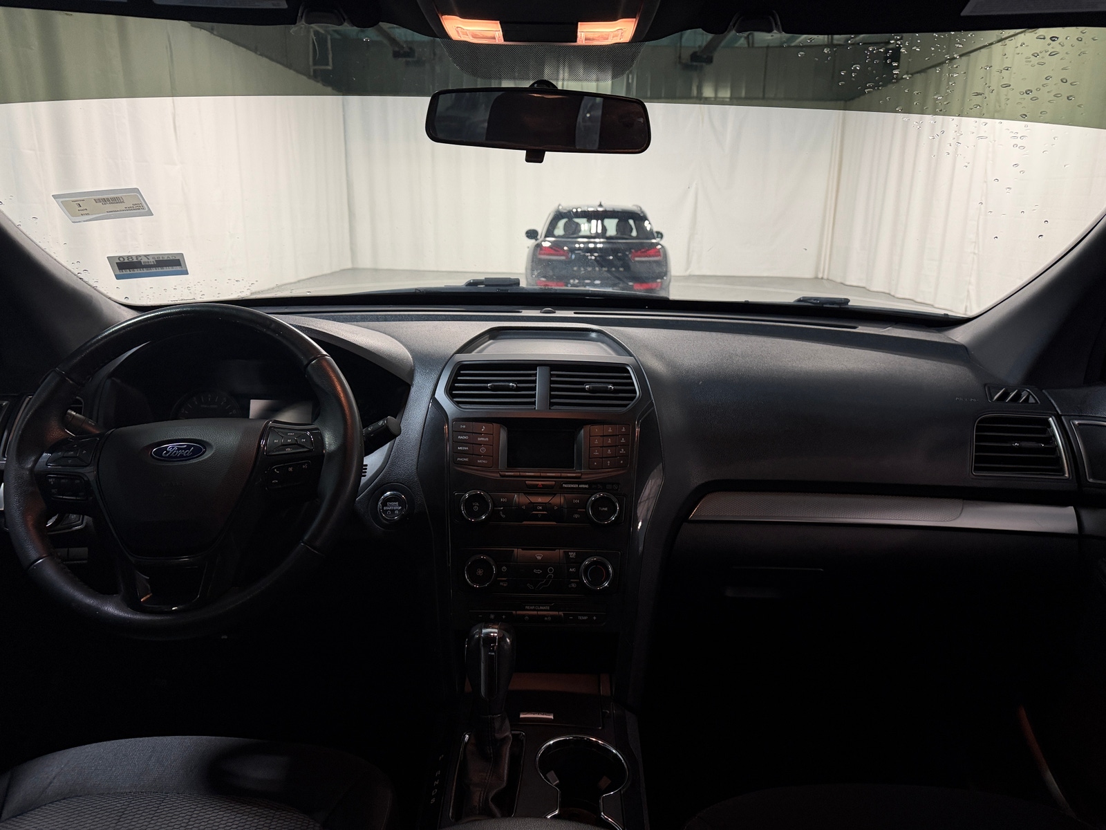 Thumbnail: 2019 Ford Explorer - 3
